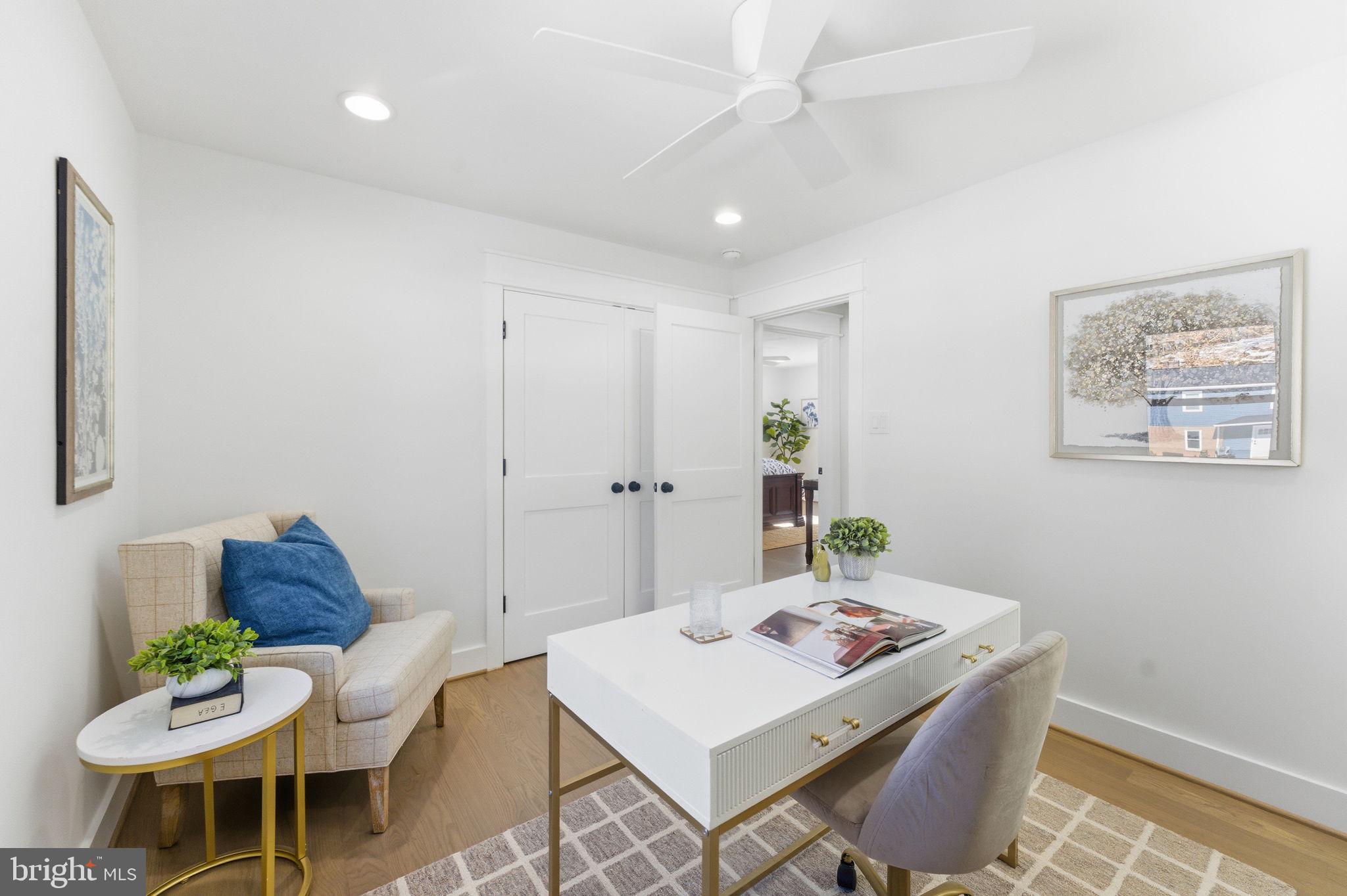 ROLLING VALLEY - Residential