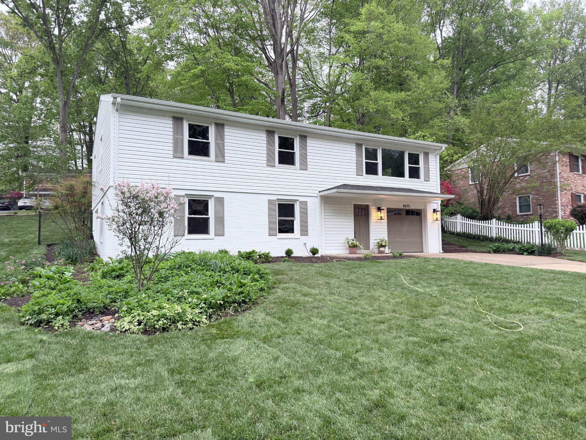 ROLLING VALLEY - Residential