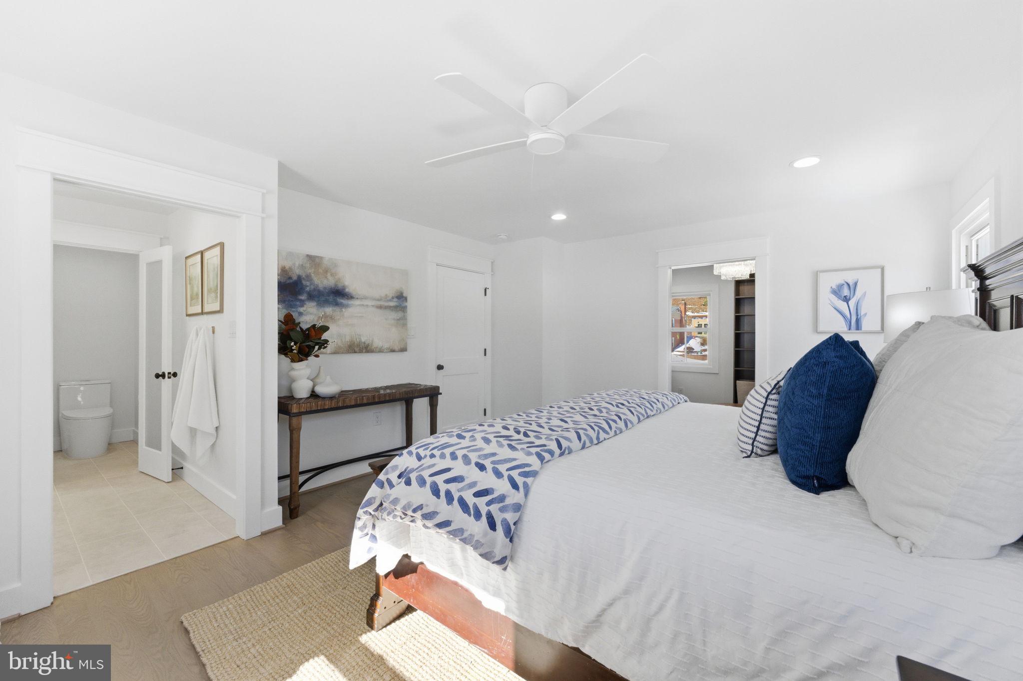 ROLLING VALLEY - Residential