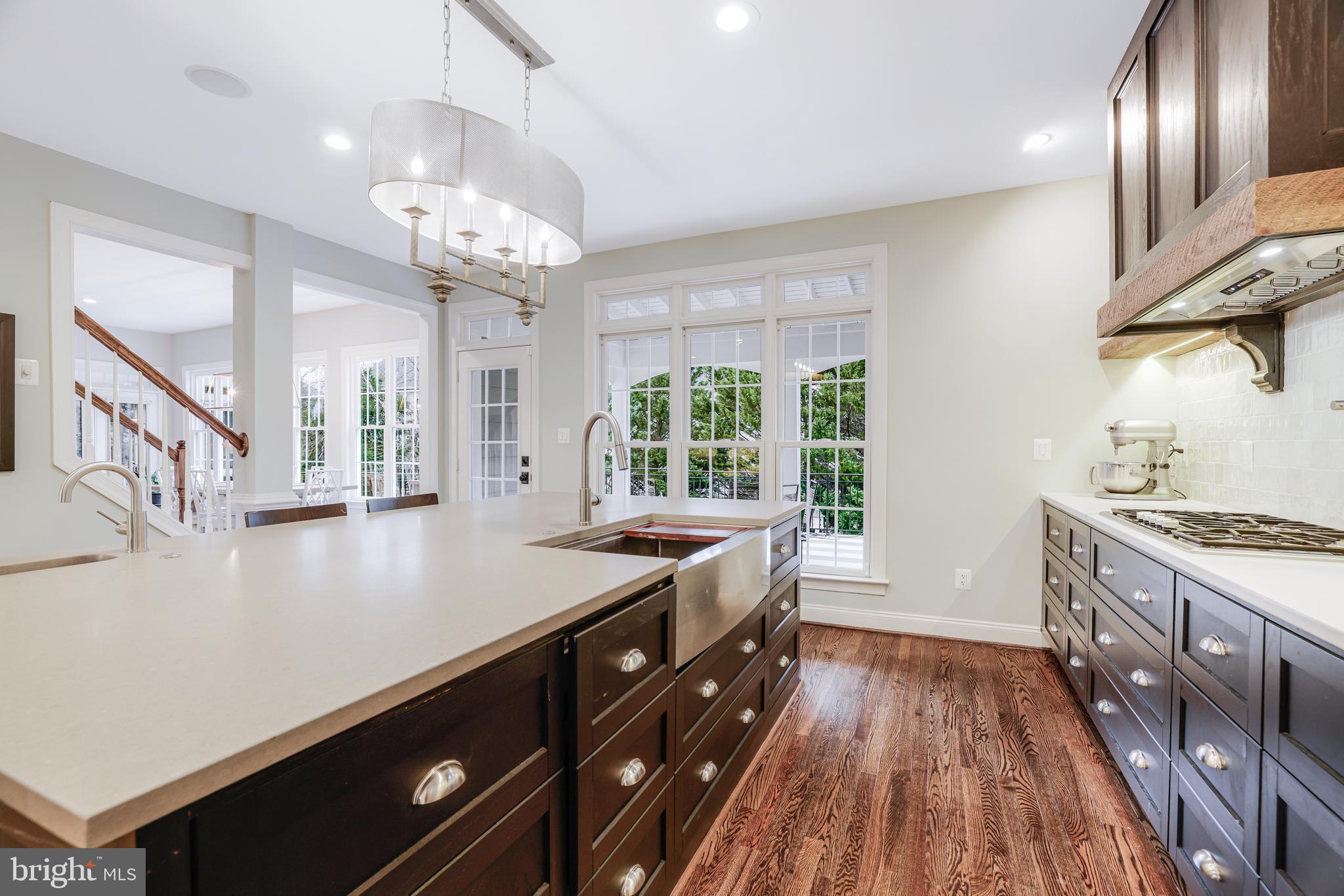 LANSDOWNE ON THE POTOMAC - Residential