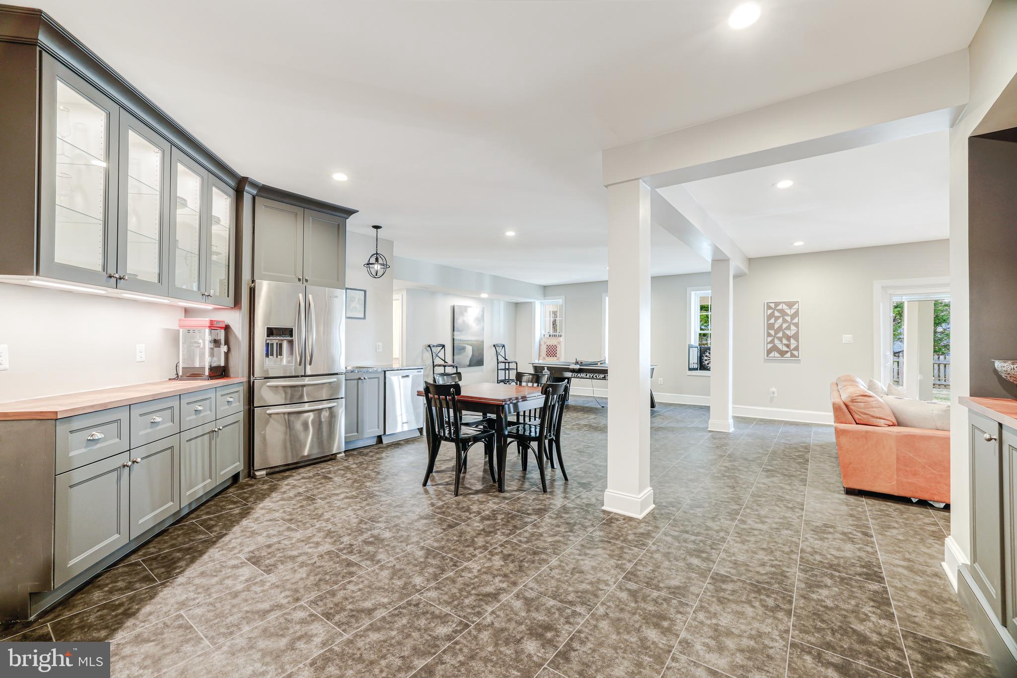 LANSDOWNE ON THE POTOMAC - Residential