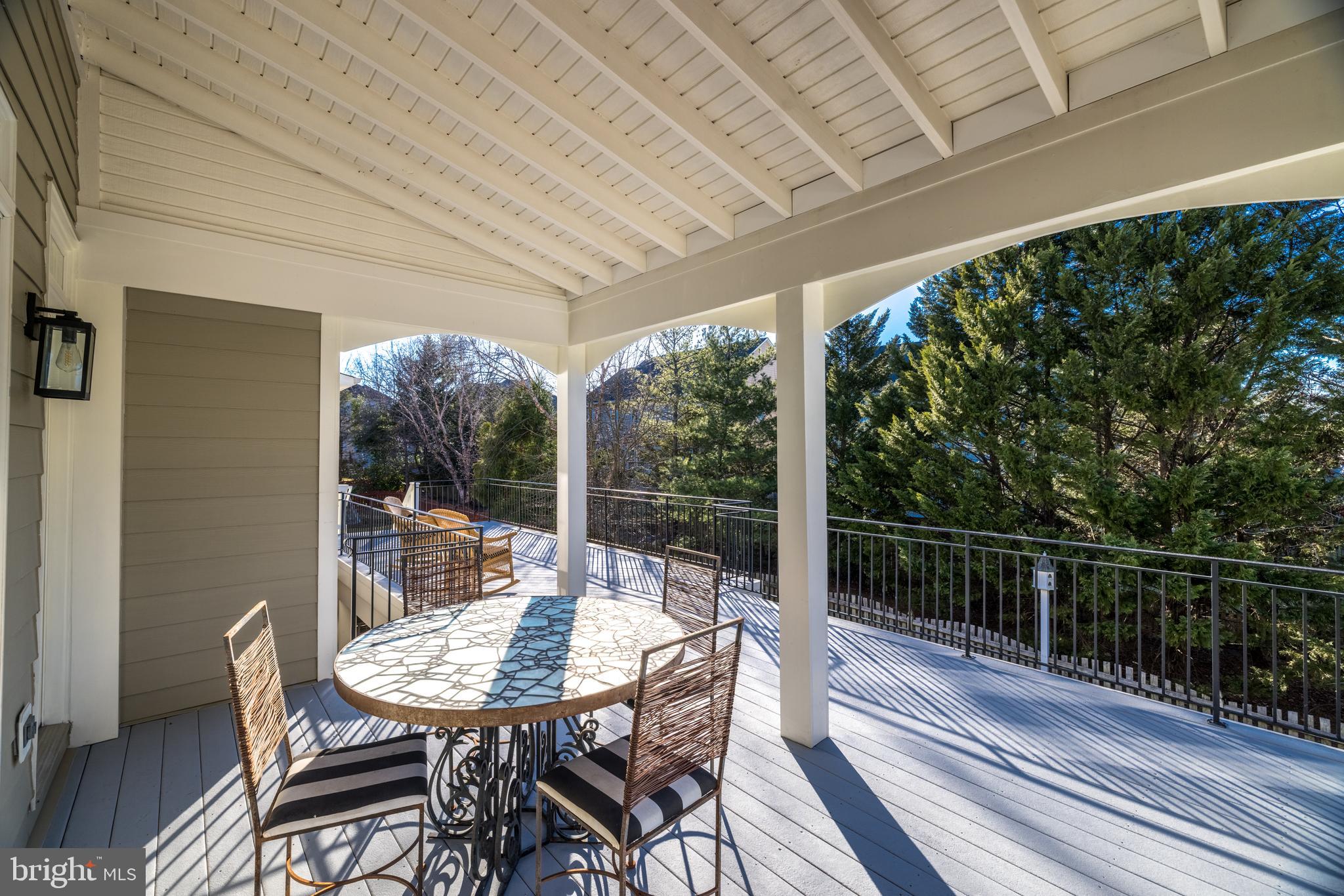 LANSDOWNE ON THE POTOMAC - Residential