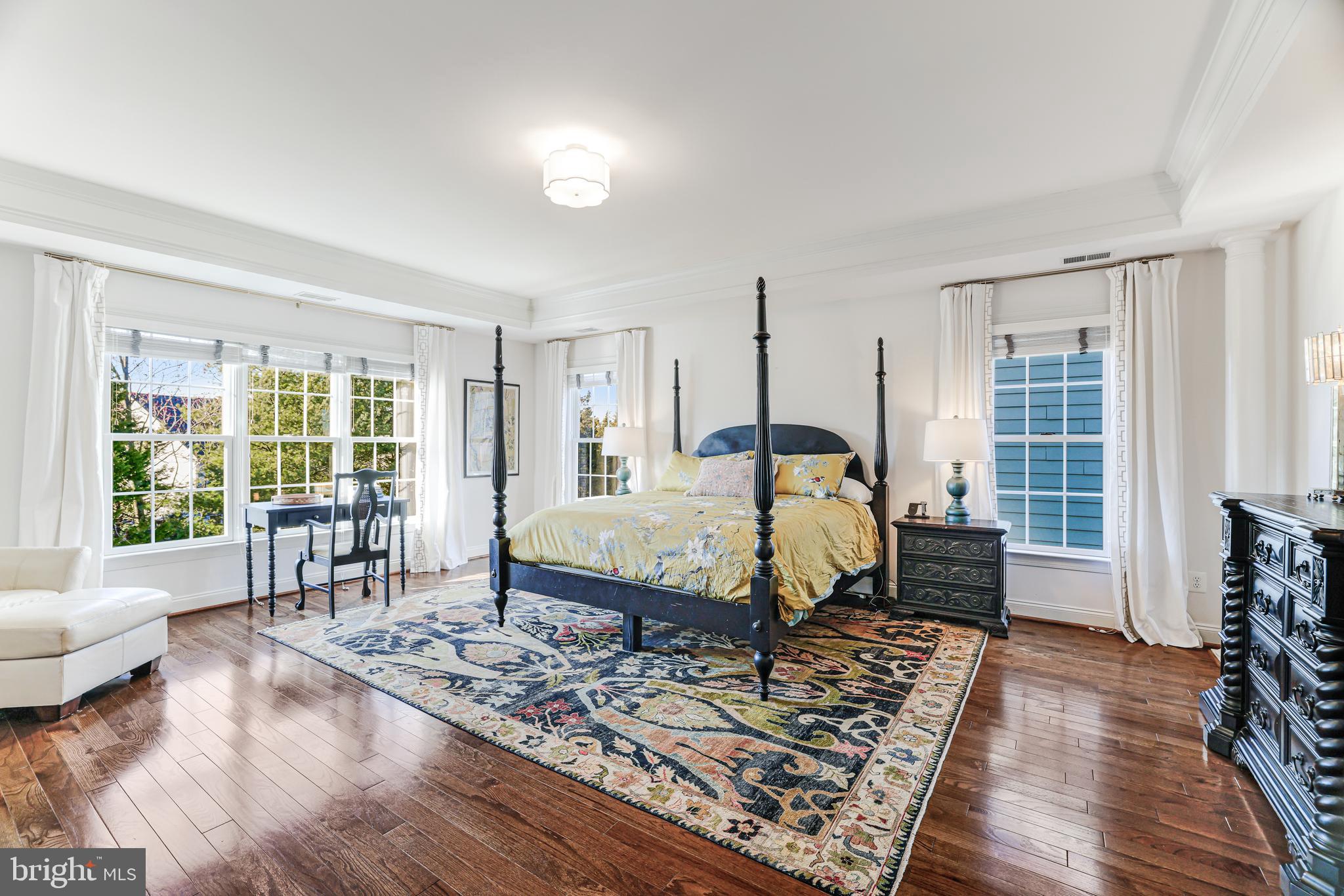 LANSDOWNE ON THE POTOMAC - Residential