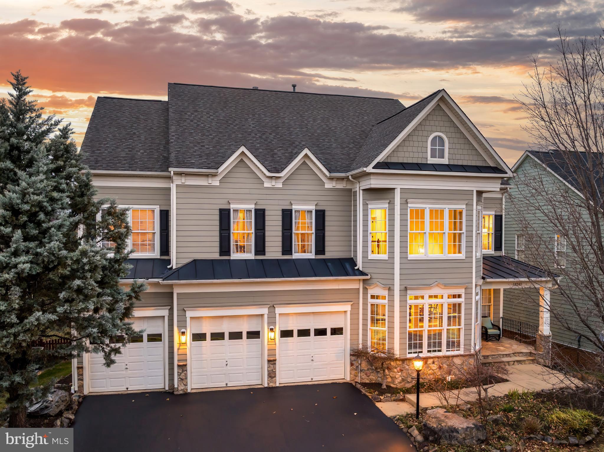 LANSDOWNE ON THE POTOMAC - Residential