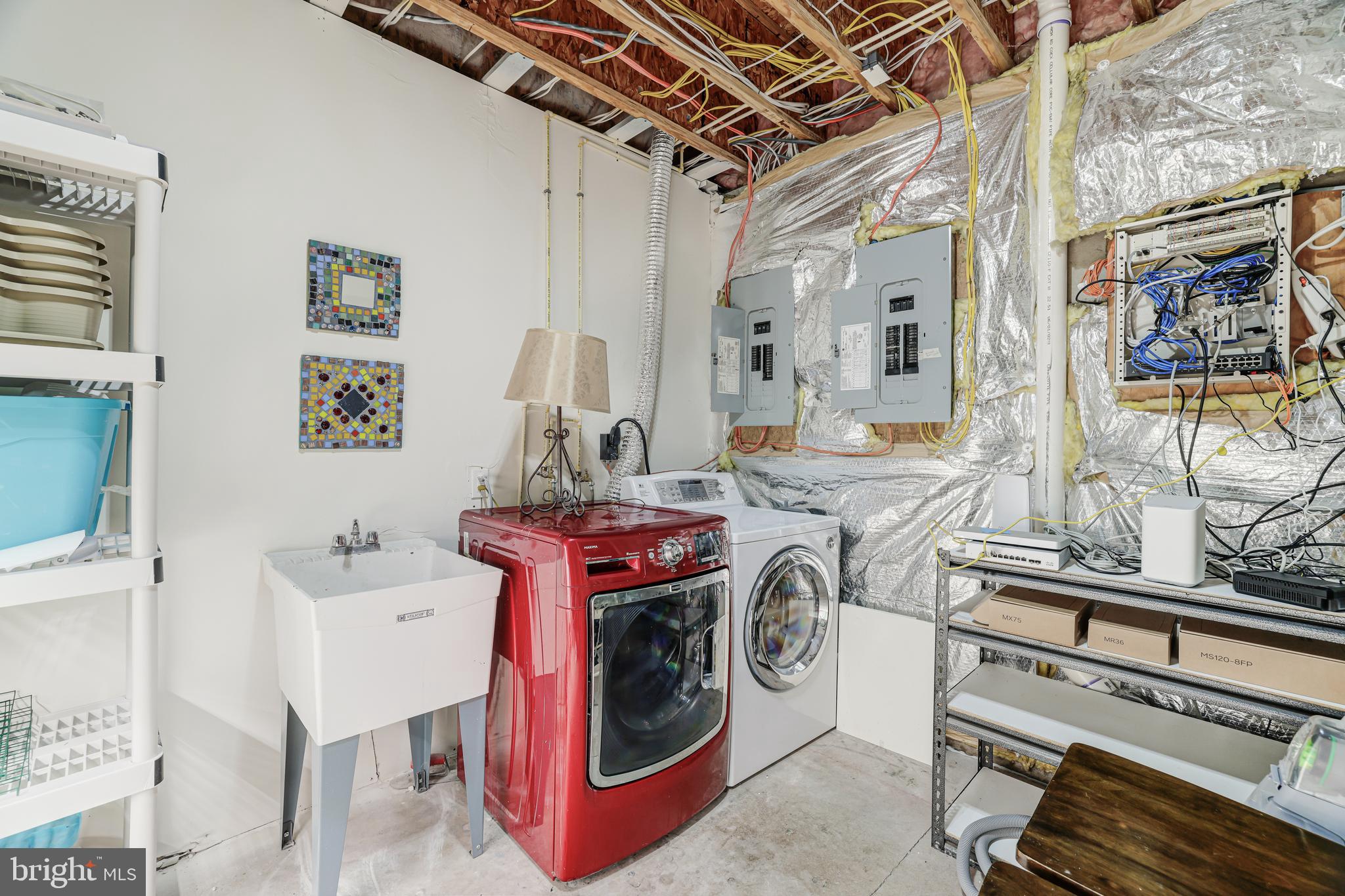 LANSDOWNE ON THE POTOMAC - Residential