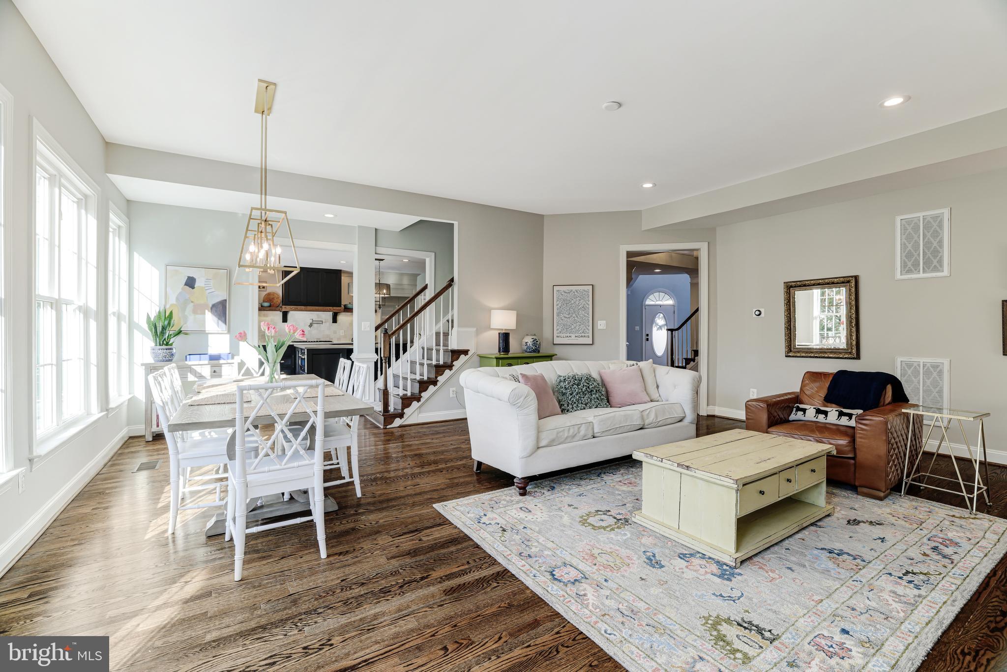 LANSDOWNE ON THE POTOMAC - Residential