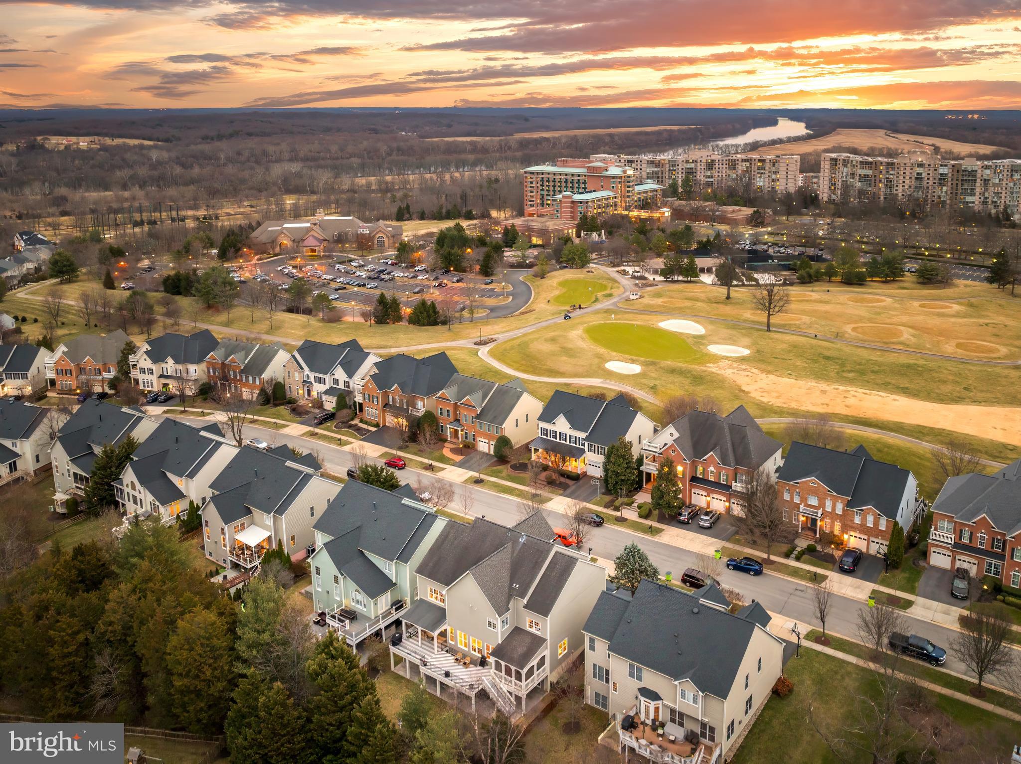 LANSDOWNE ON THE POTOMAC - Residential