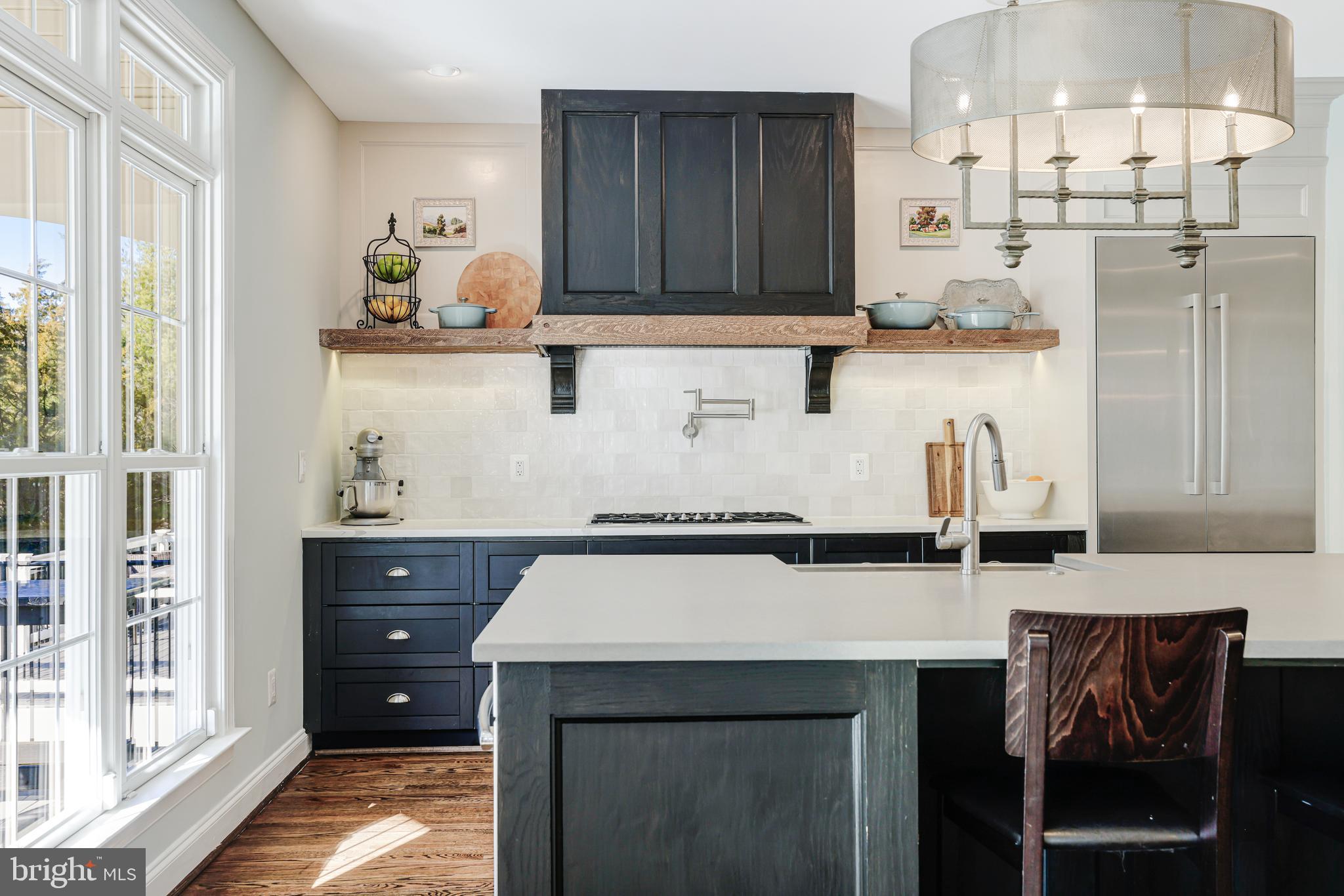 LANSDOWNE ON THE POTOMAC - Residential