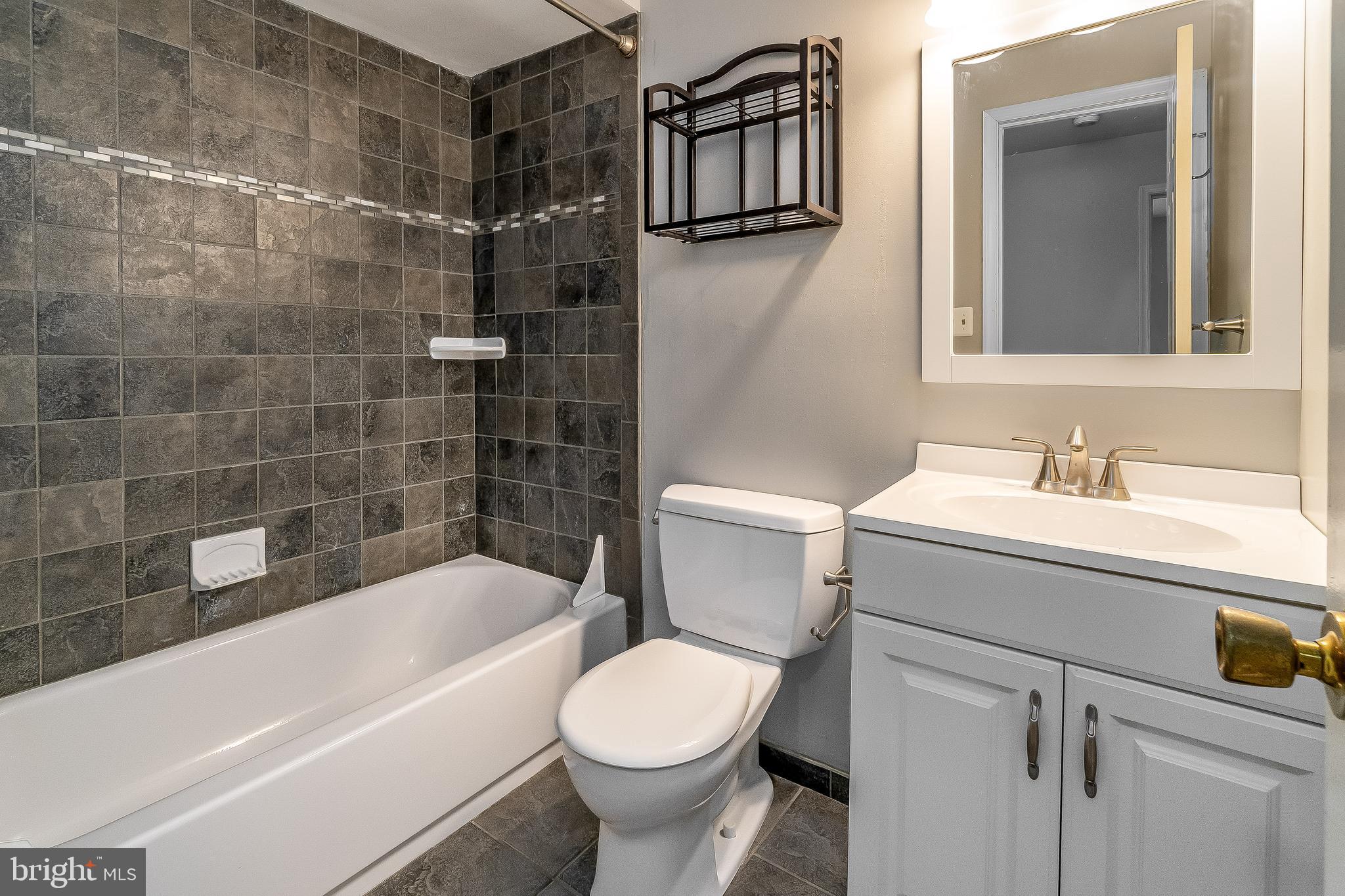 PATRIOTS LANDING - Residential