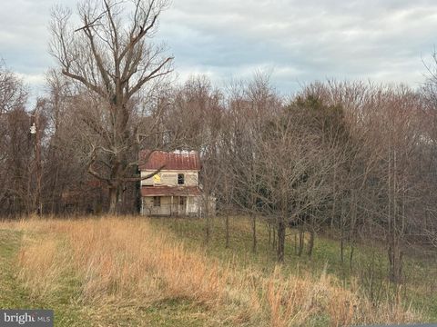 Homes For Sale - 8490 Mackall Road<br/> Calvert County, ST LEONARD, MD 20685