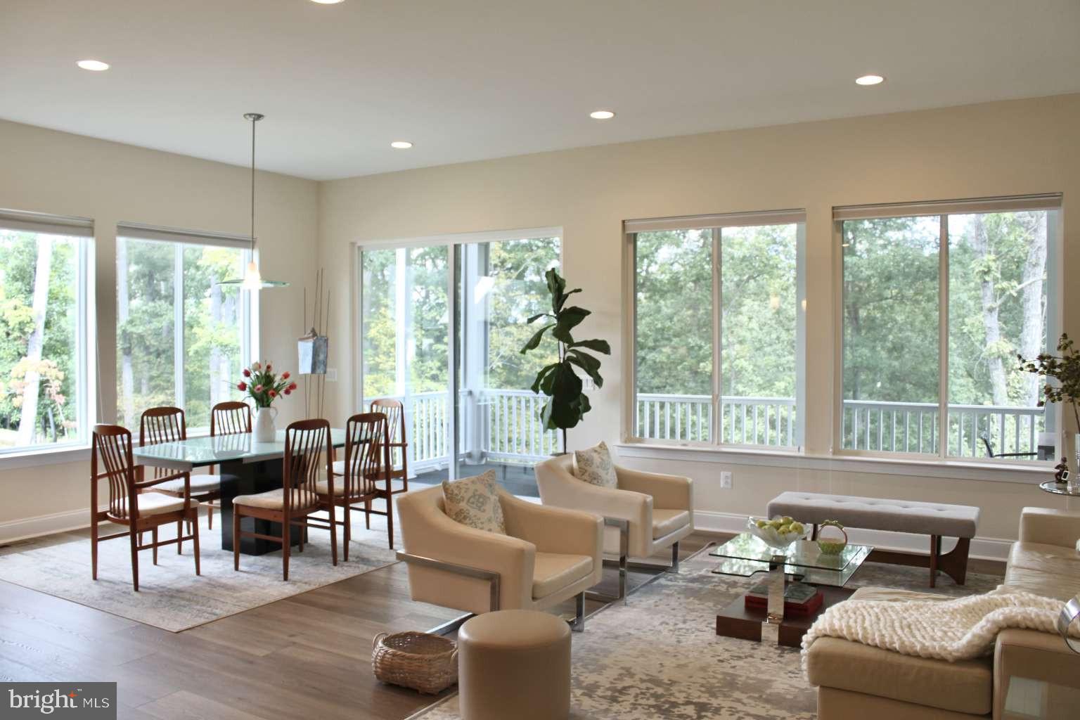 SHENANDOAH, LAKE FREDERICK - Residential