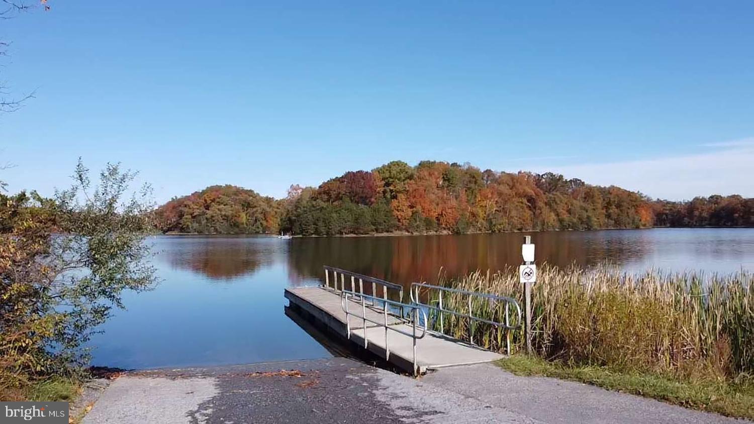 SHENANDOAH, LAKE FREDERICK - Residential