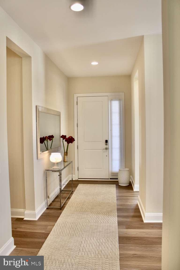 SHENANDOAH, LAKE FREDERICK - Residential