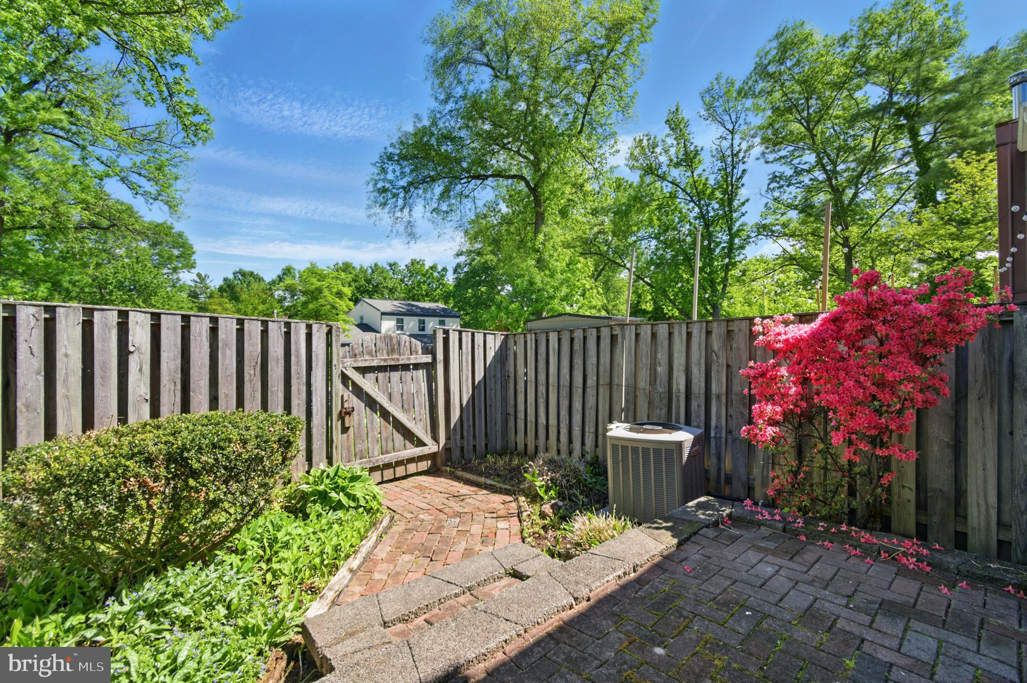 LONGFELLOW - Residential