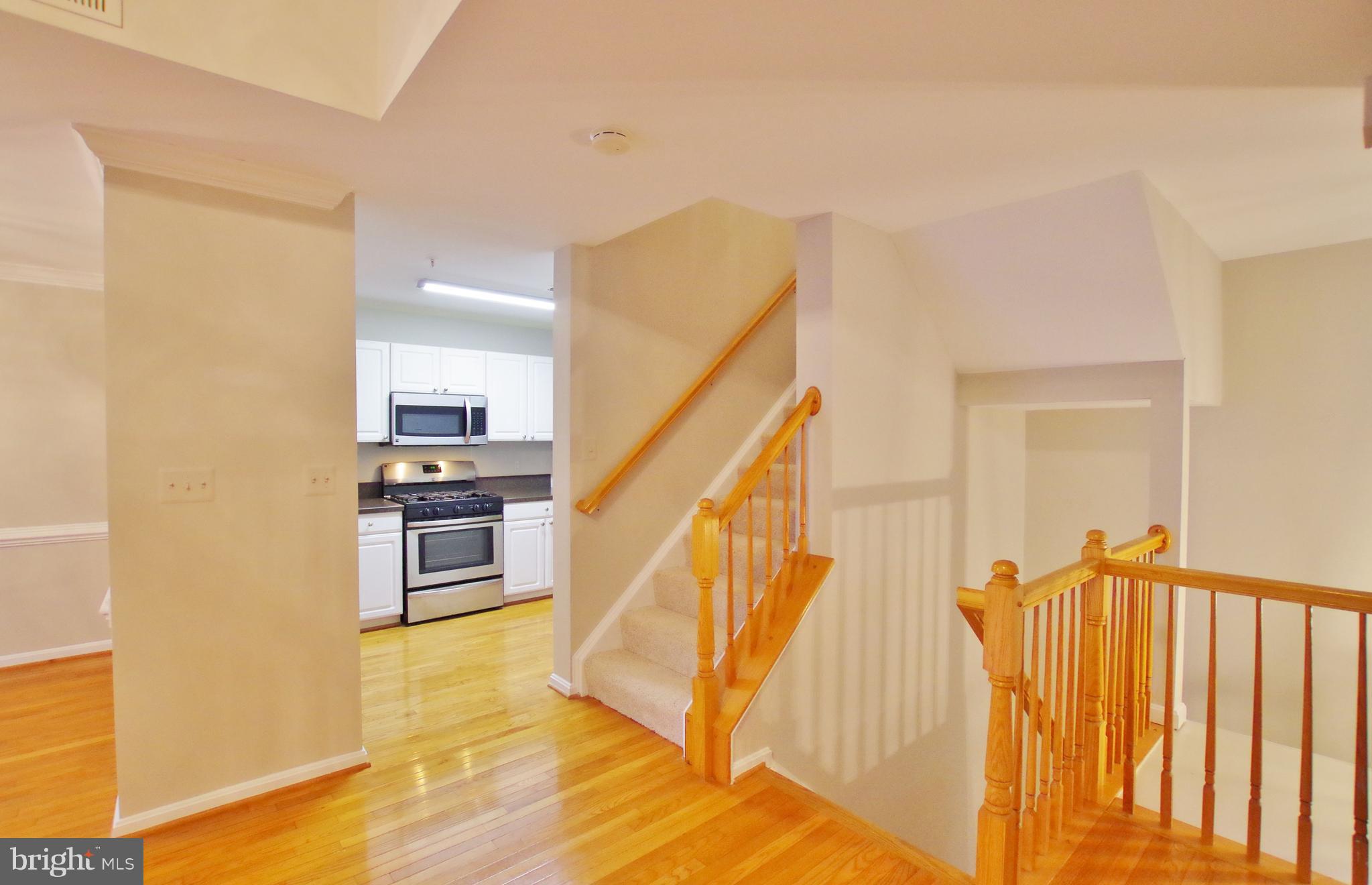 CLOVERLEAF CENTER - Residential