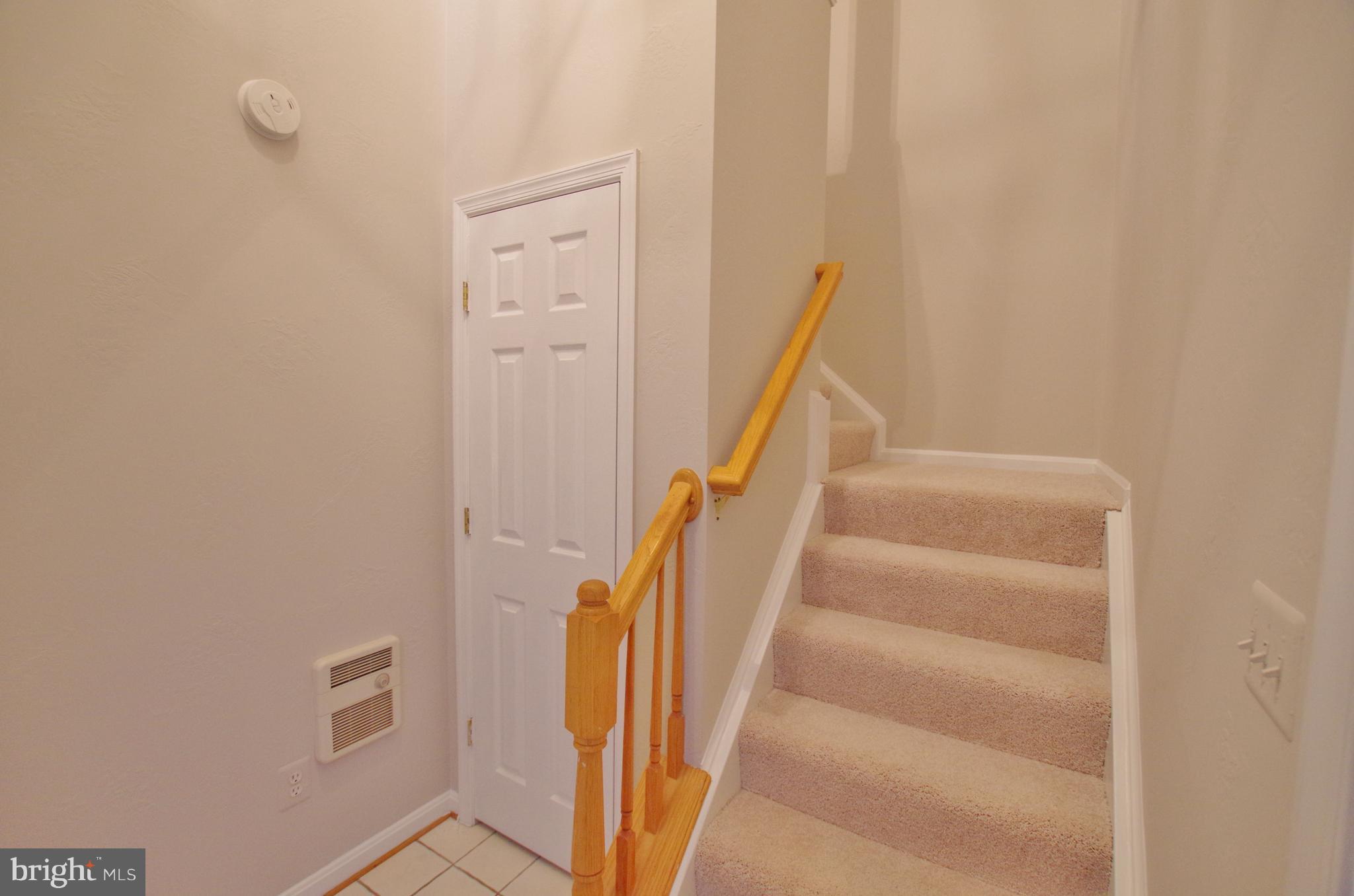 CLOVERLEAF CENTER - Residential