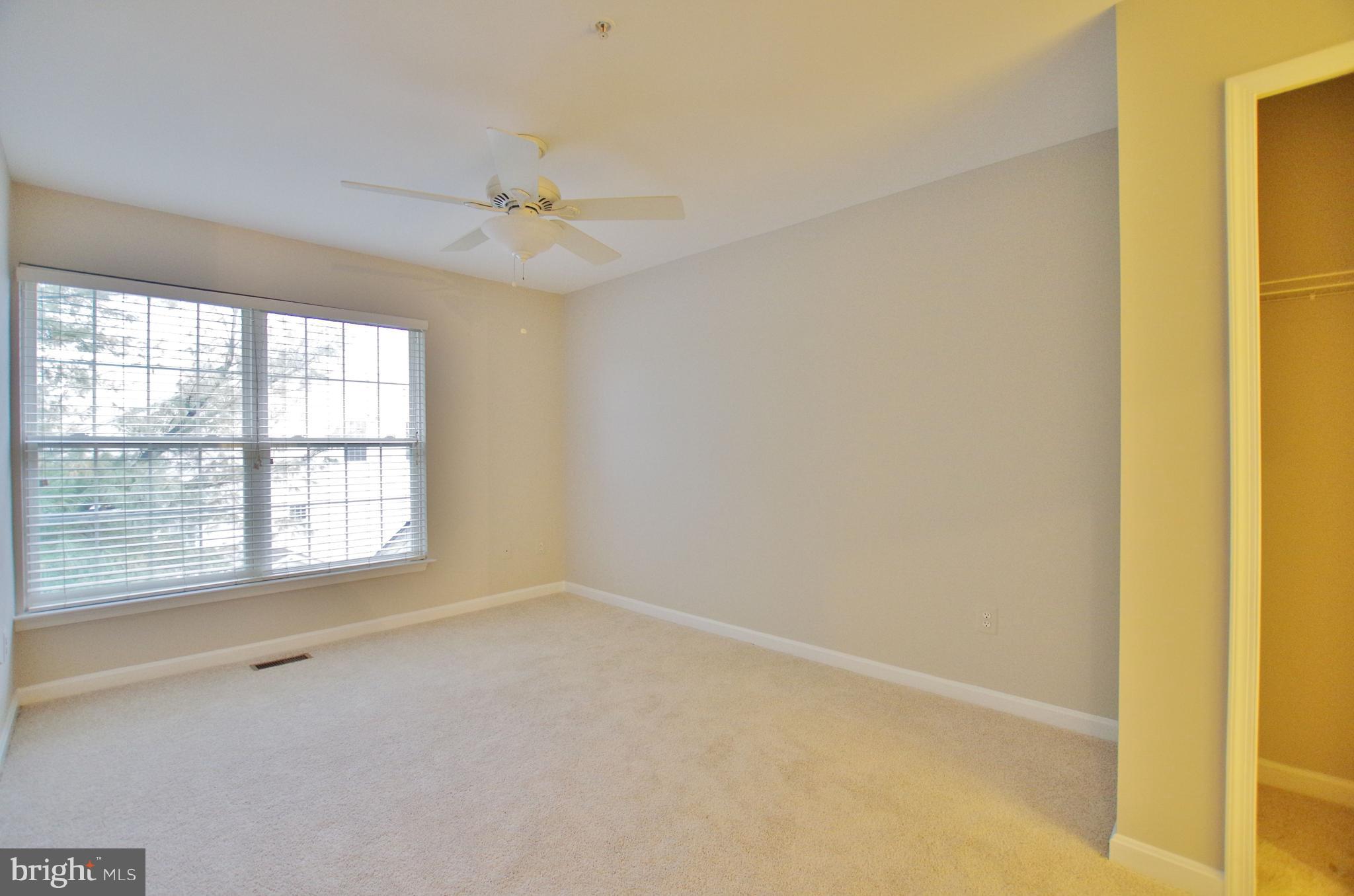 CLOVERLEAF CENTER - Residential