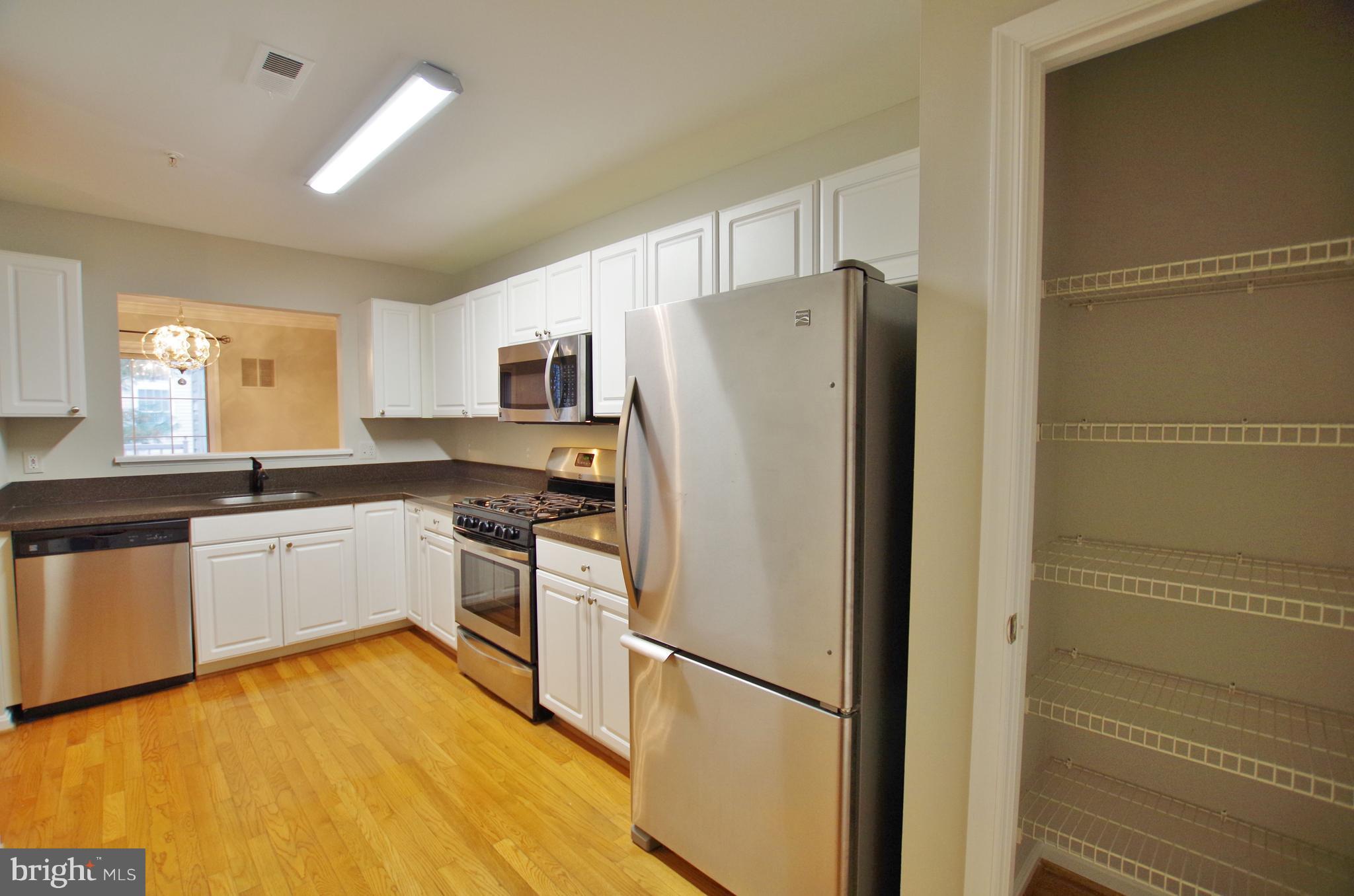 CLOVERLEAF CENTER - Residential