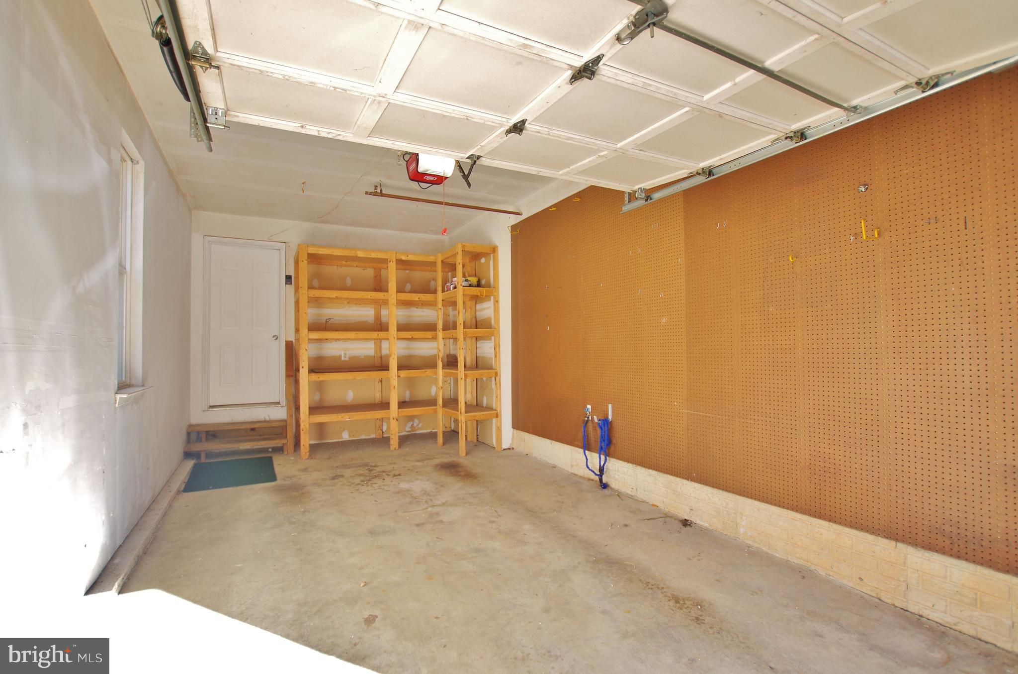 CLOVERLEAF CENTER - Residential