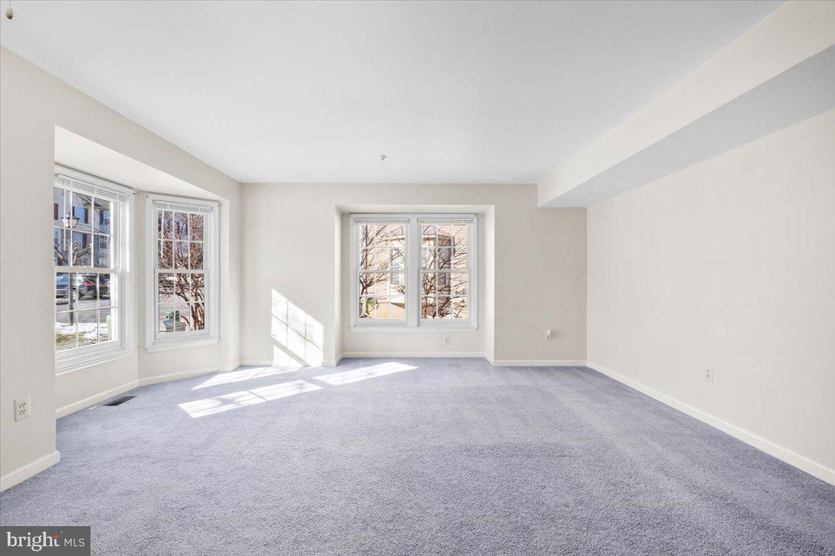 PARKVIEW MANOR - Residential