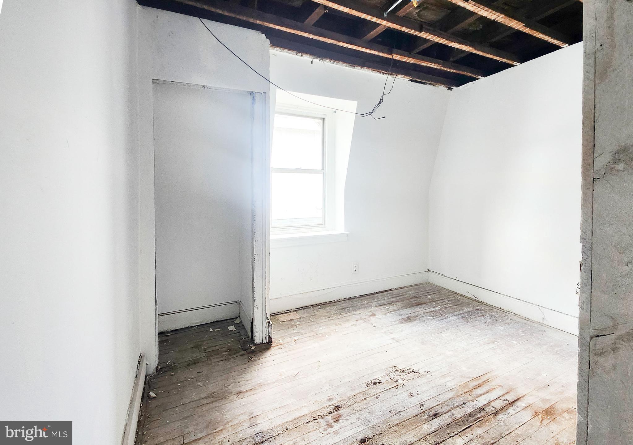 OVERBROOK - Residential