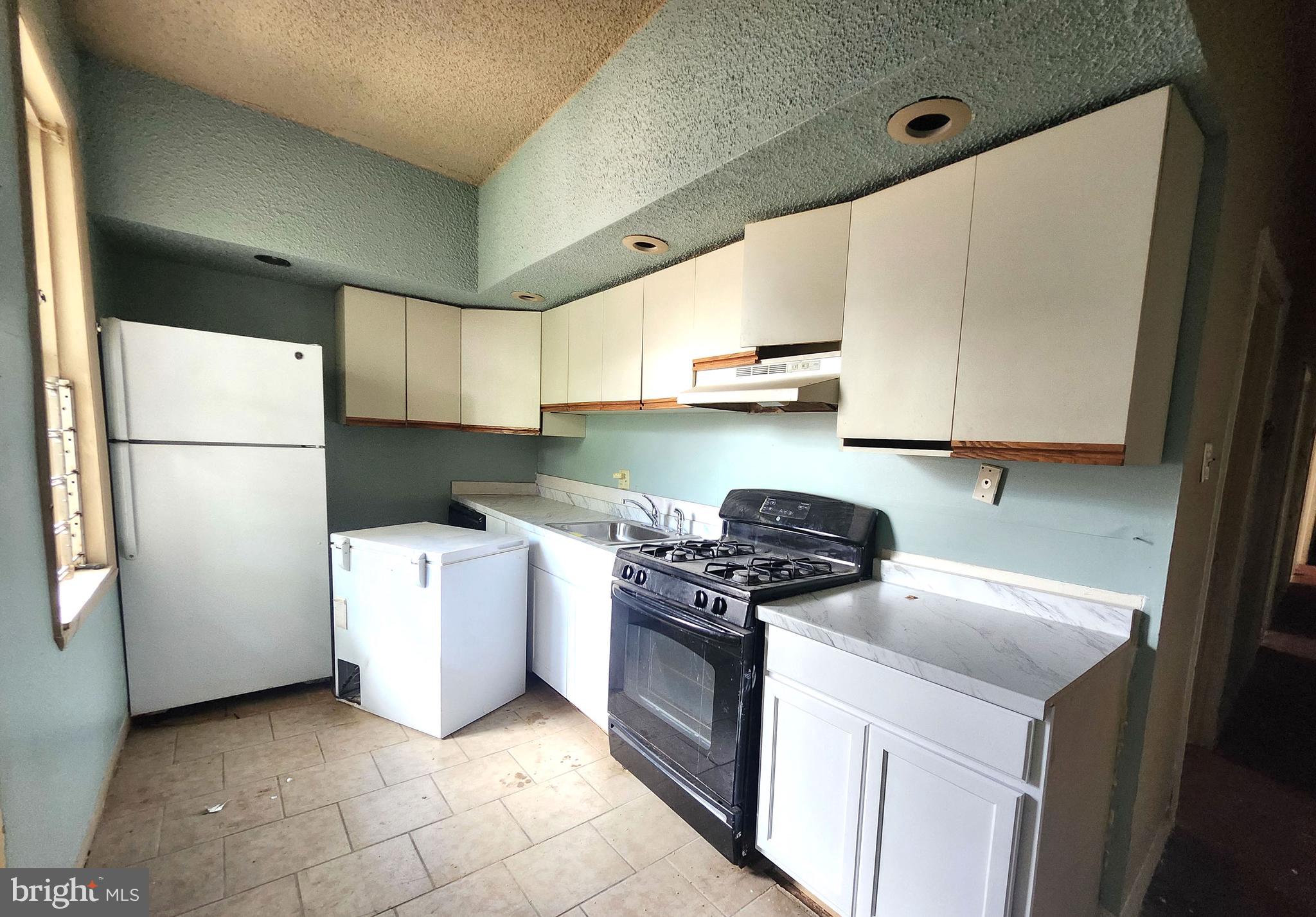 OVERBROOK - Residential