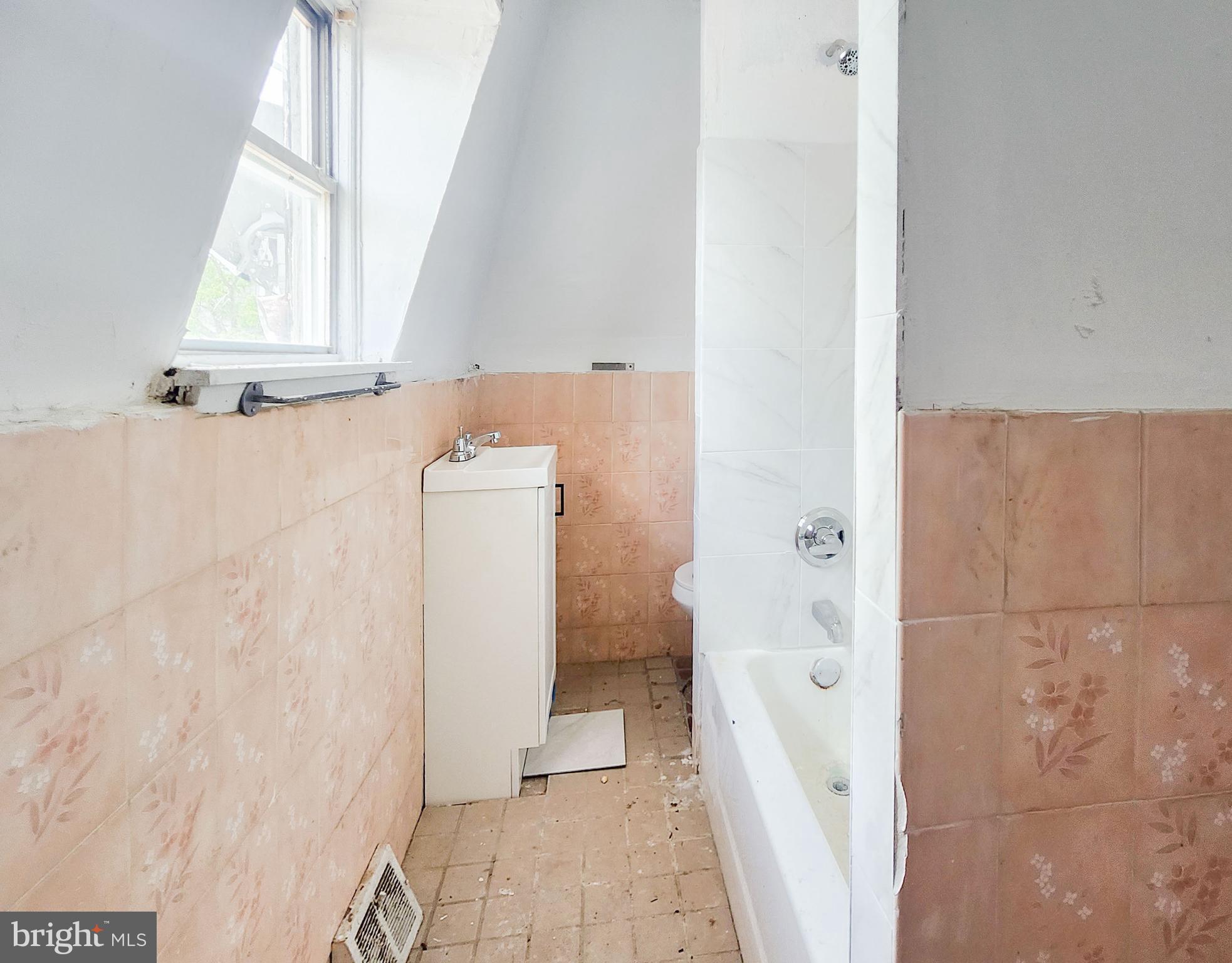 OVERBROOK - Residential