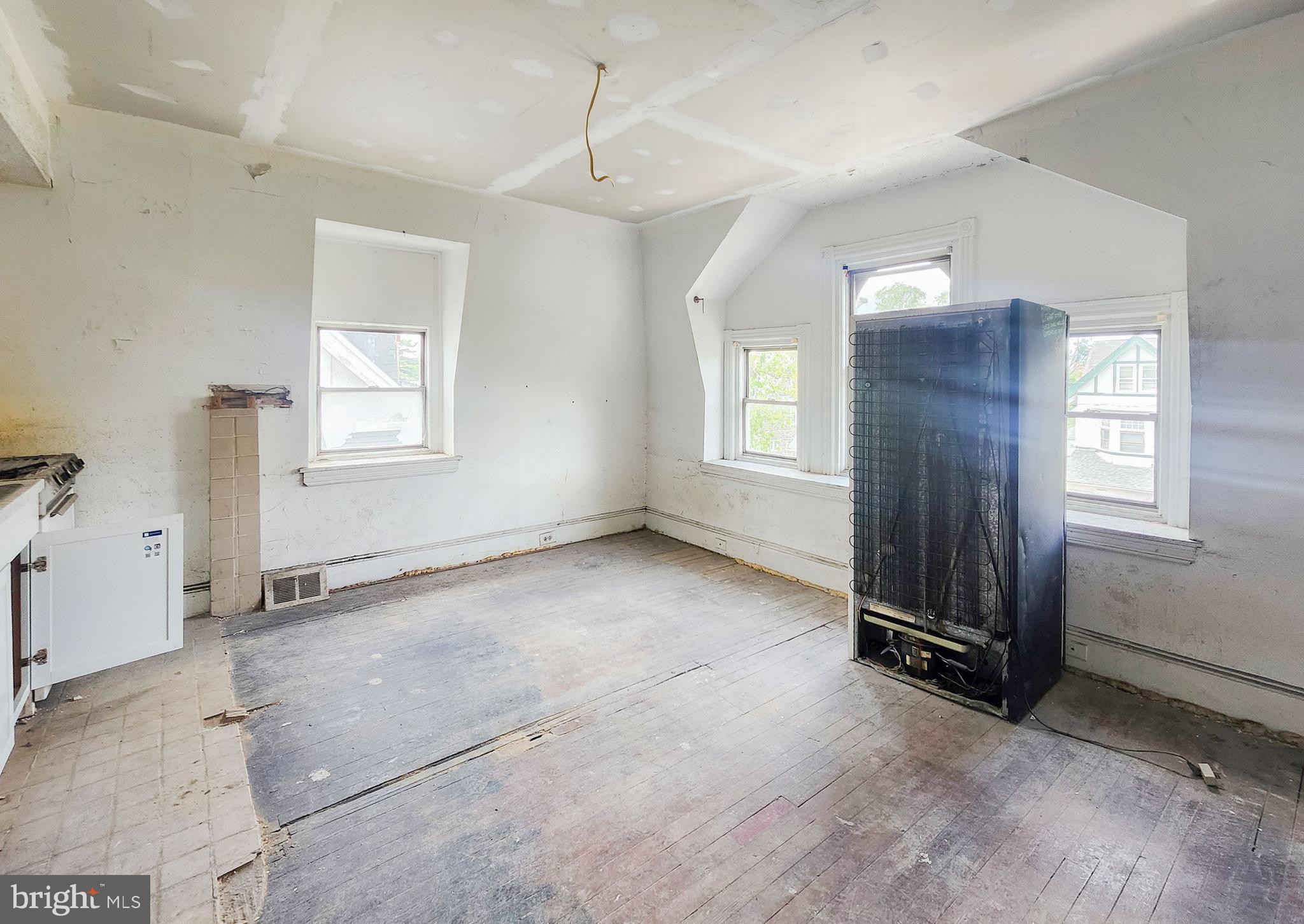 OVERBROOK - Residential