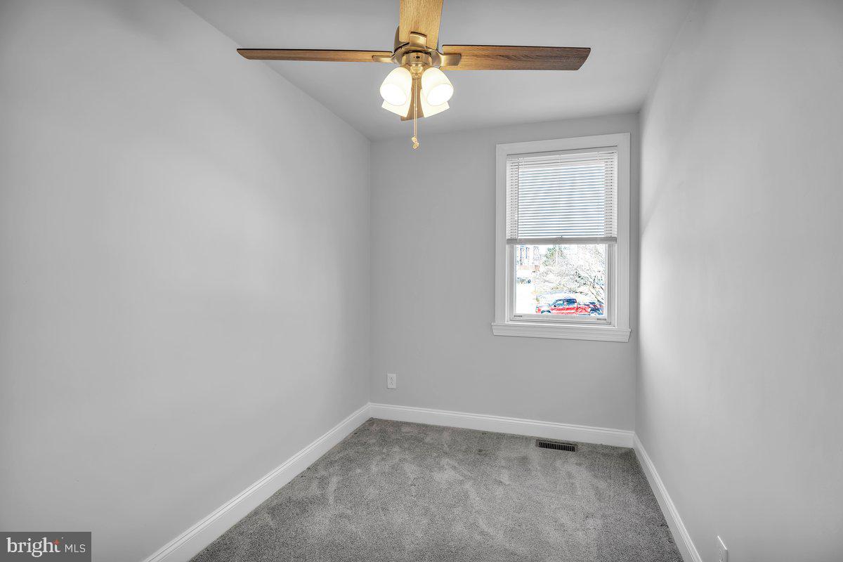 CRISPIN GARDENS - Residential