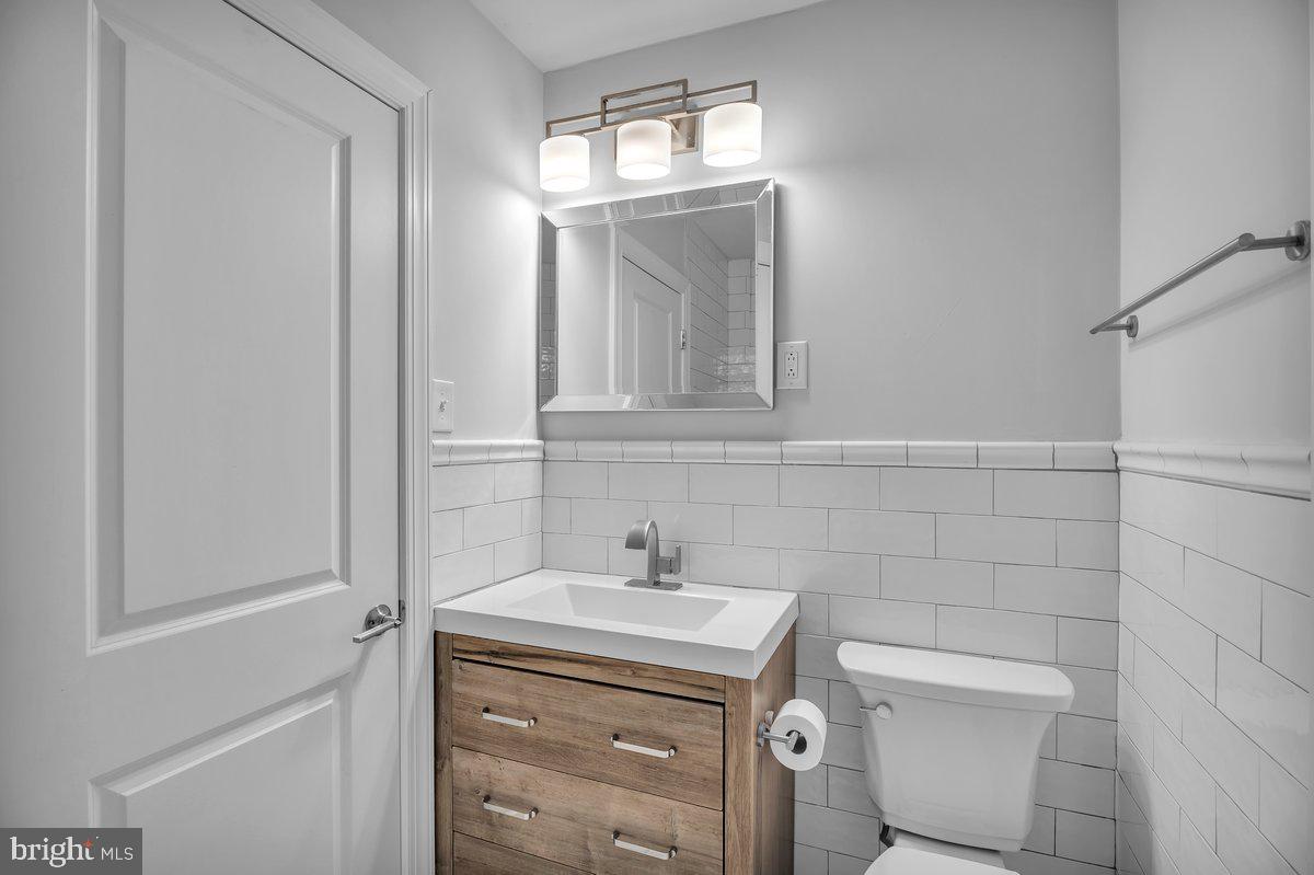 CRISPIN GARDENS - Residential