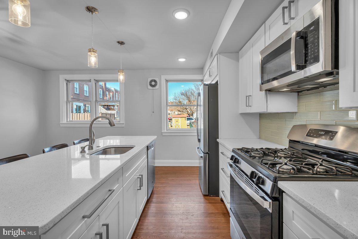 CRISPIN GARDENS - Residential