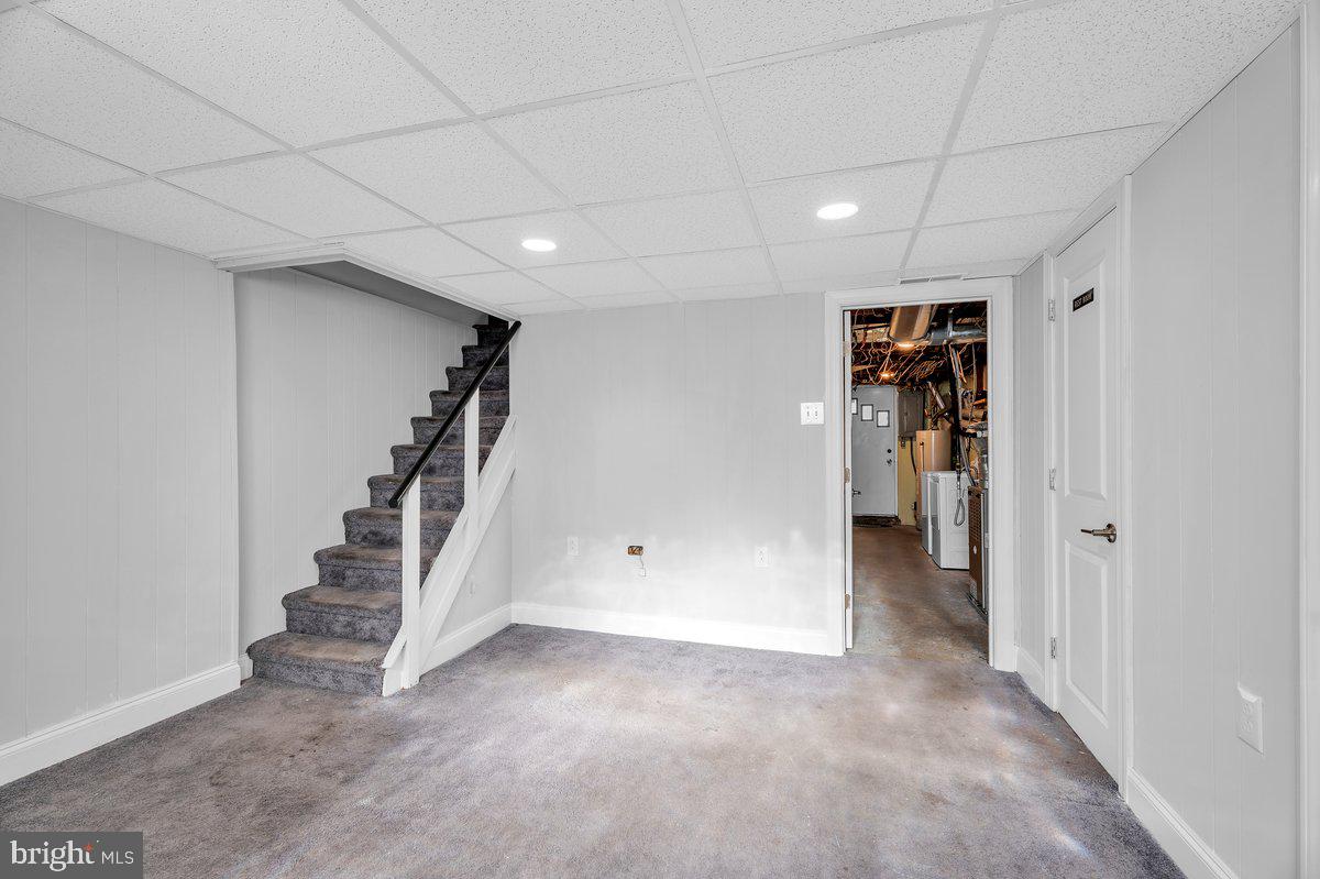 CRISPIN GARDENS - Residential