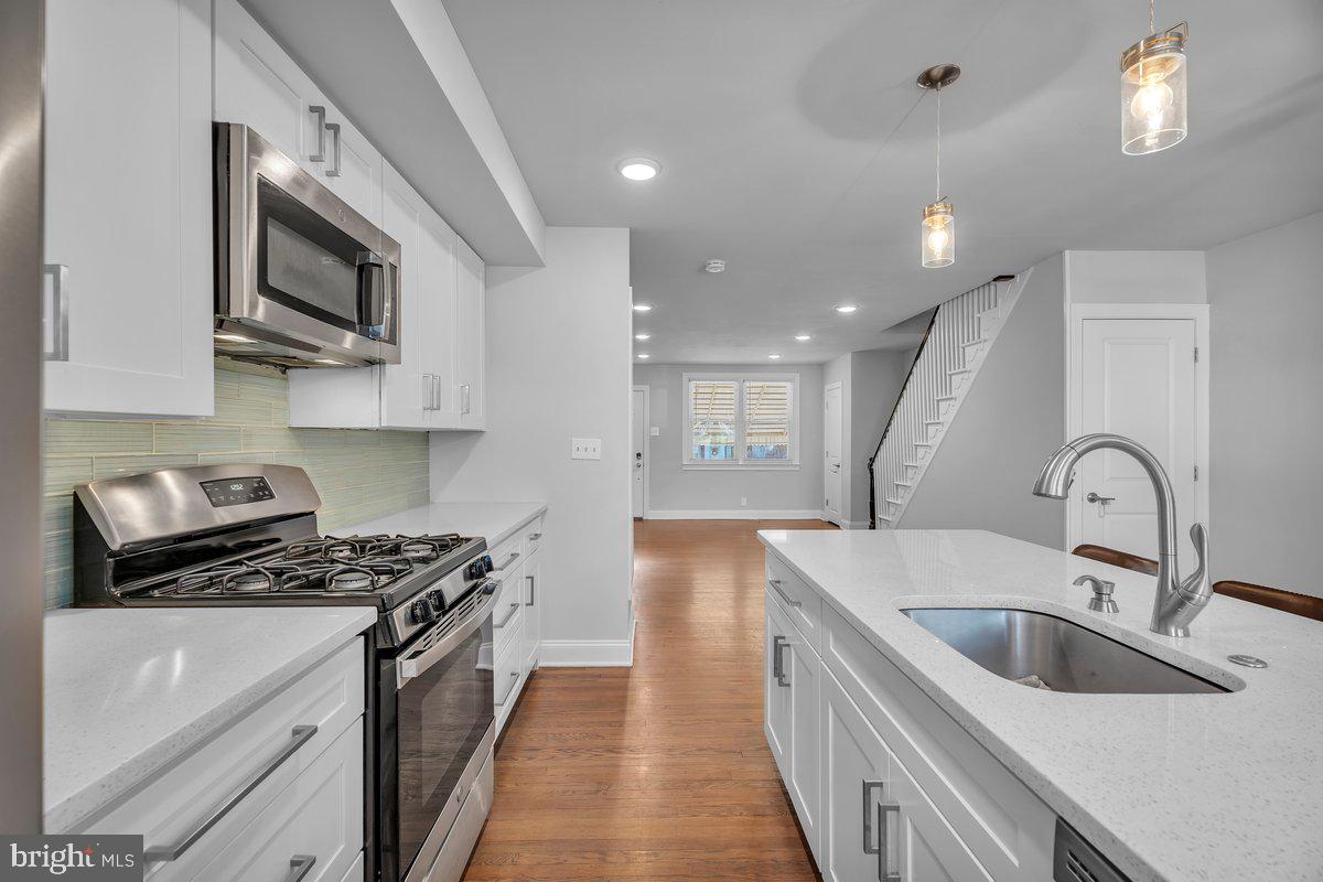 CRISPIN GARDENS - Residential