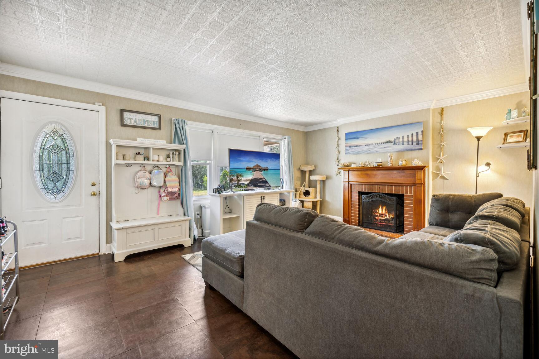 GREENBERRY HILLS - Residential