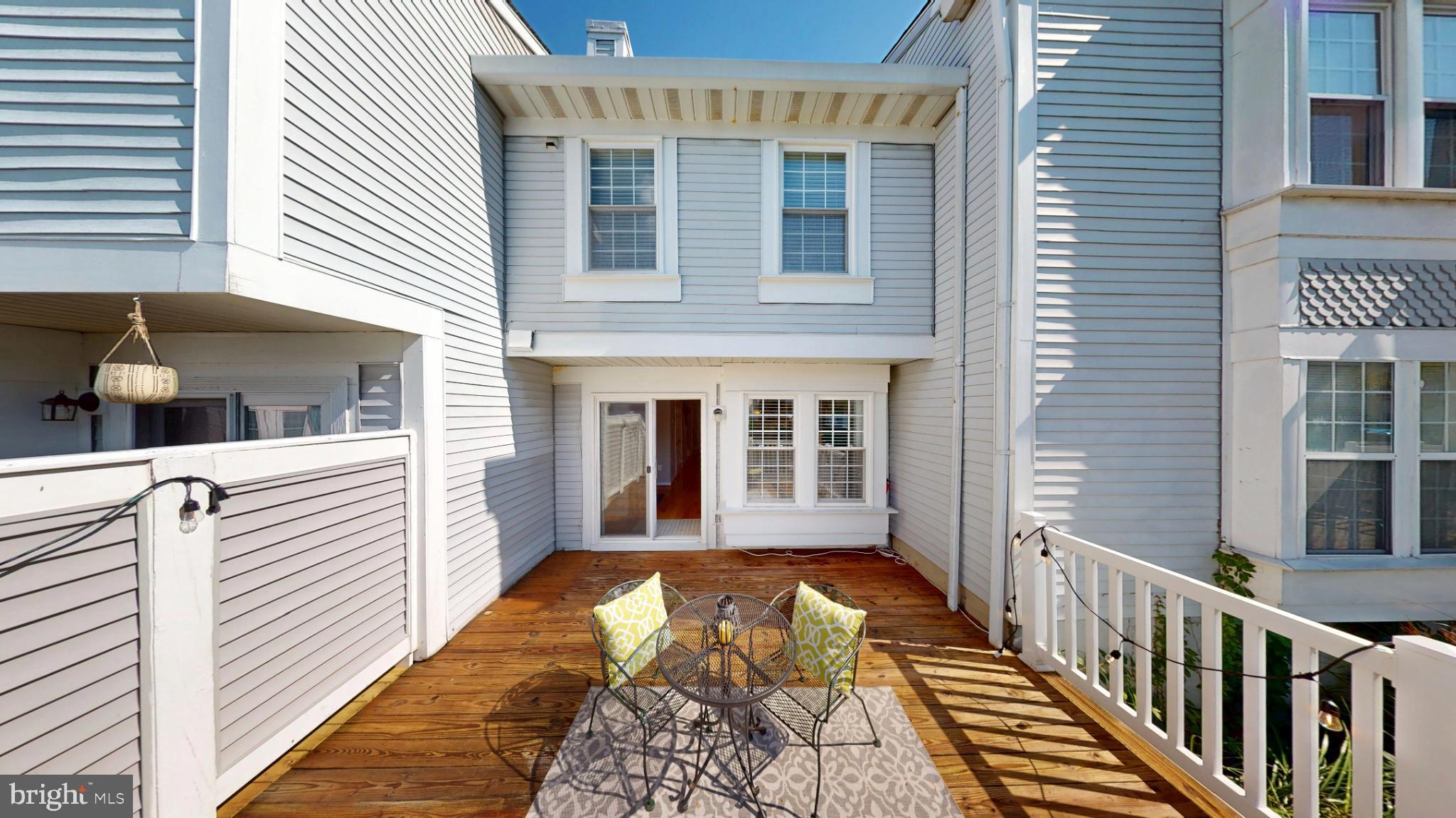 WATERS EDGE - Residential