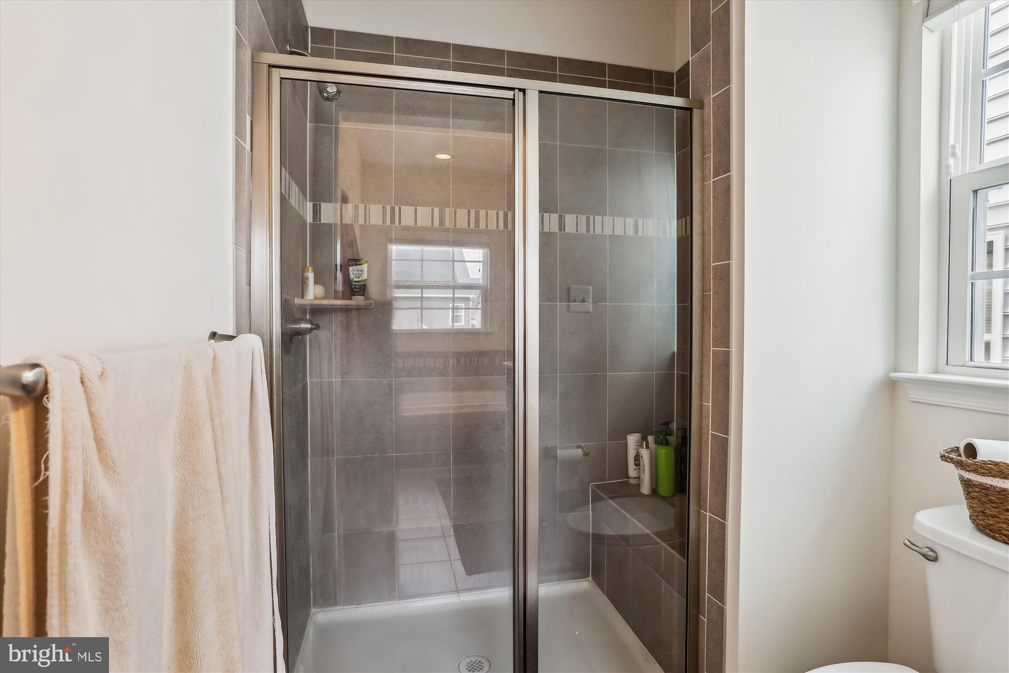 CLARKSBURG VILLAGE - Residential Lease