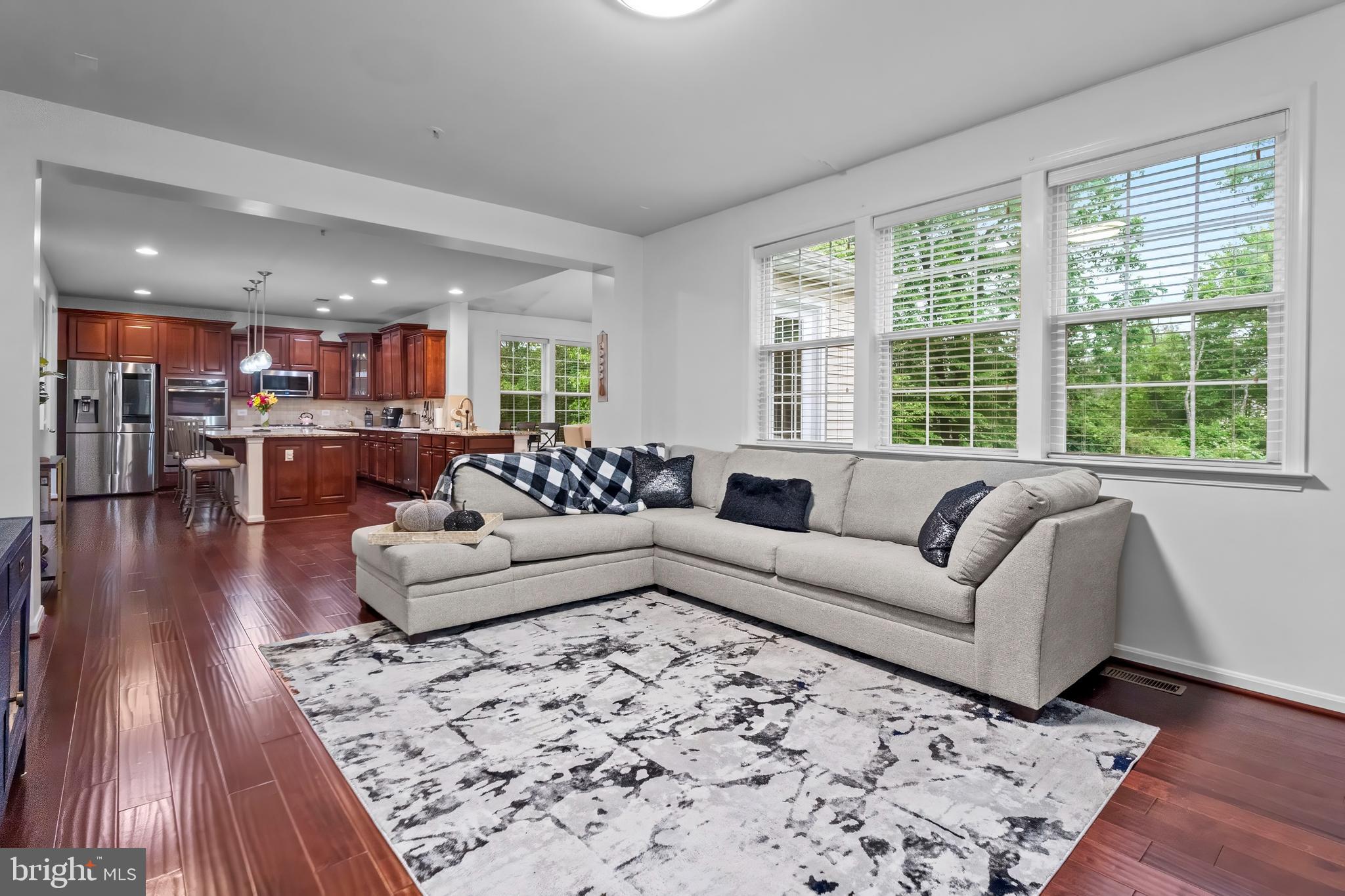 TUCKER WOODS - Residential