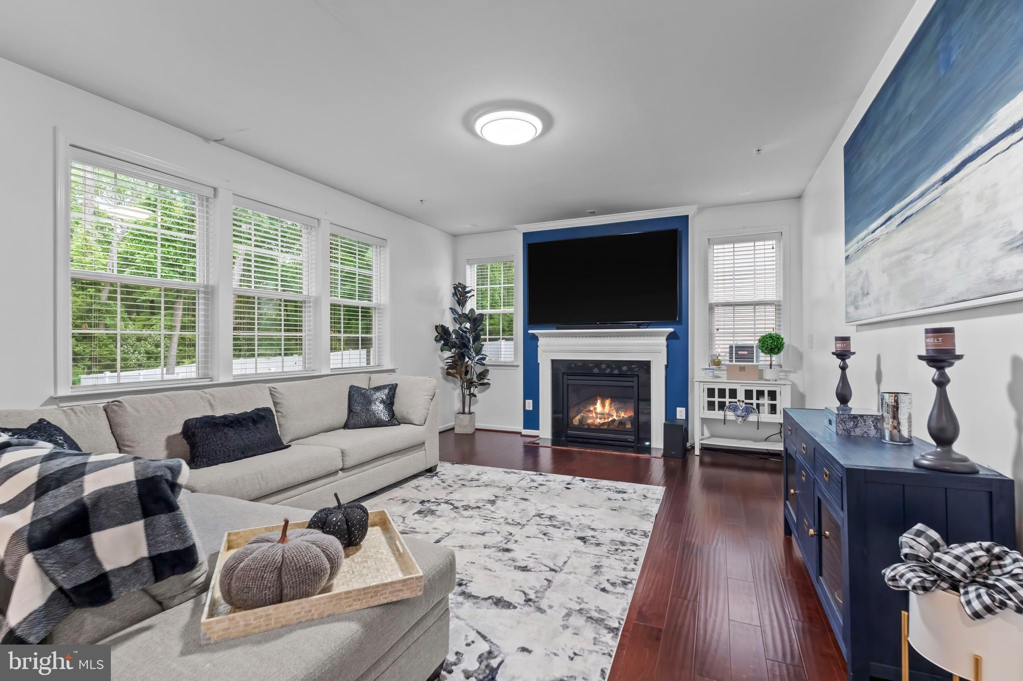 TUCKER WOODS - Residential