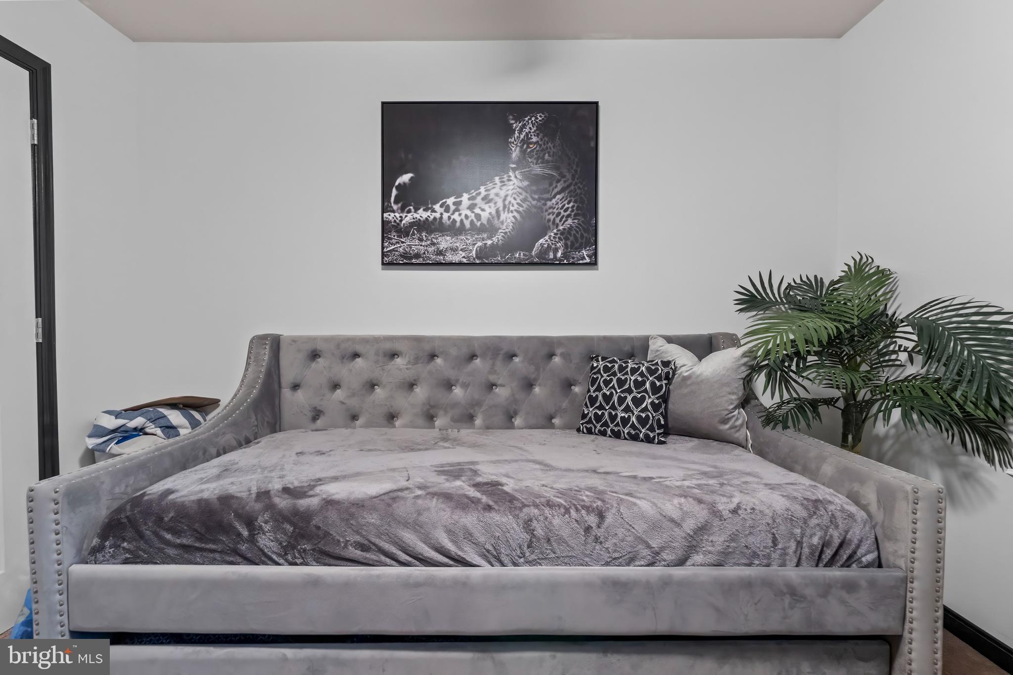 TUCKER WOODS - Residential