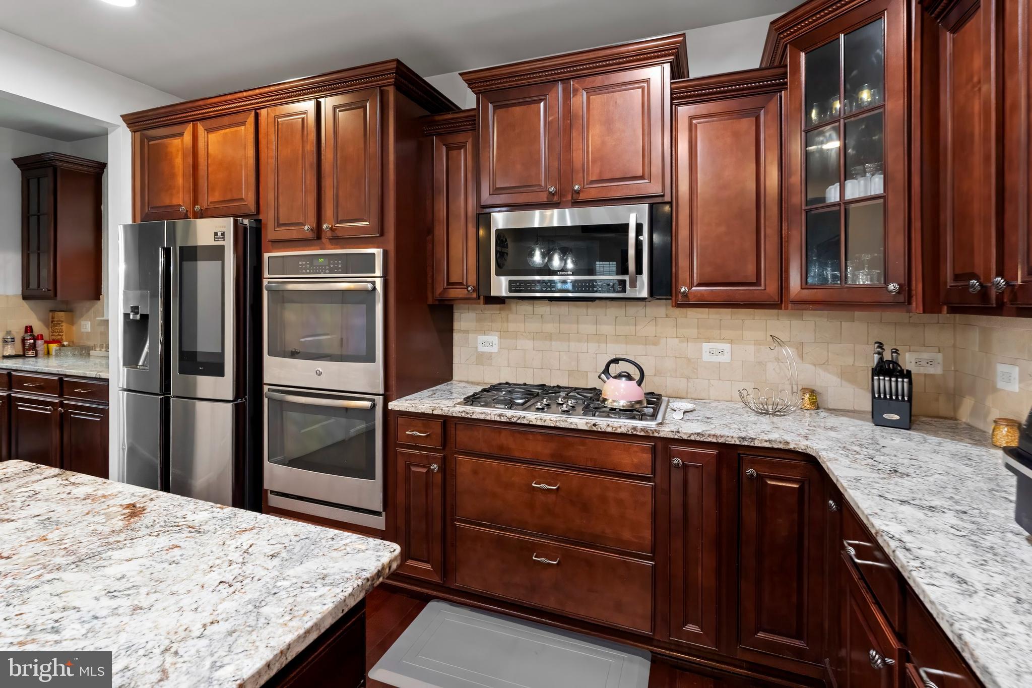 TUCKER WOODS - Residential