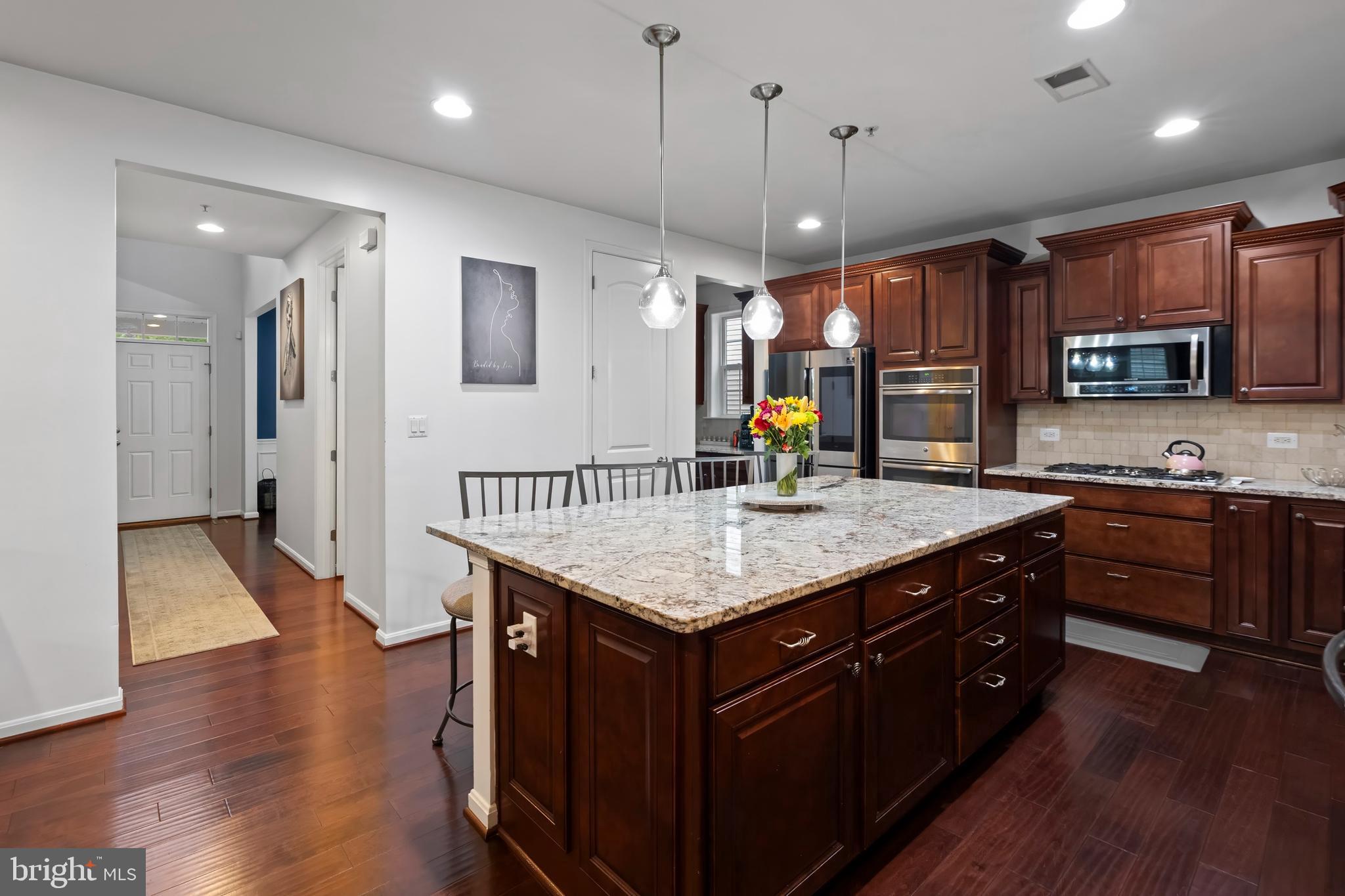 TUCKER WOODS - Residential