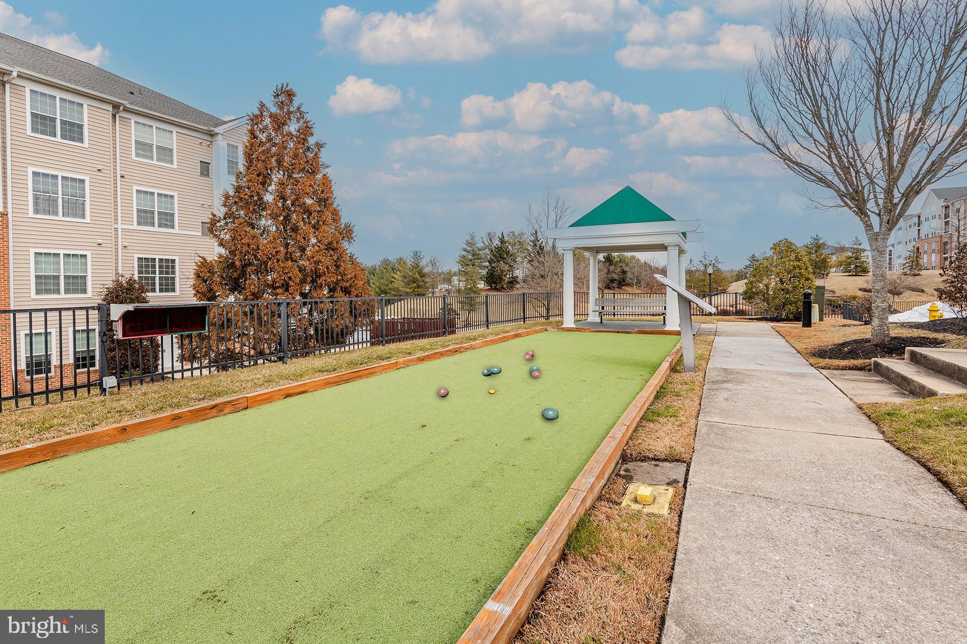 PINEY ORCHARD - Residential