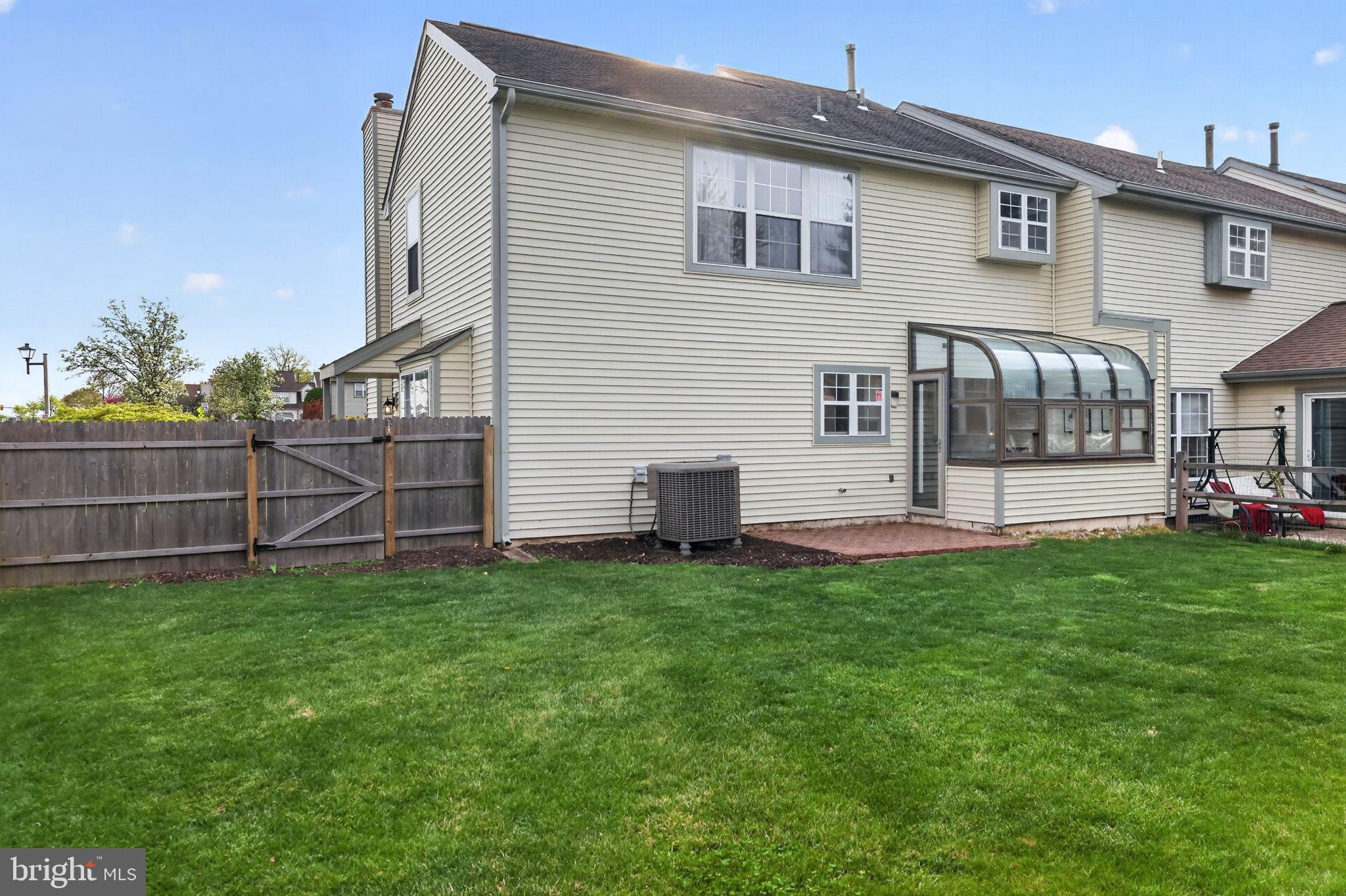 NEWTOWN GRANT - Residential