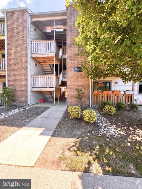 Condo For Sale - 513 Ravens Crest Drive<br/> Middlesex County, PLAINSBORO, NJ 08536