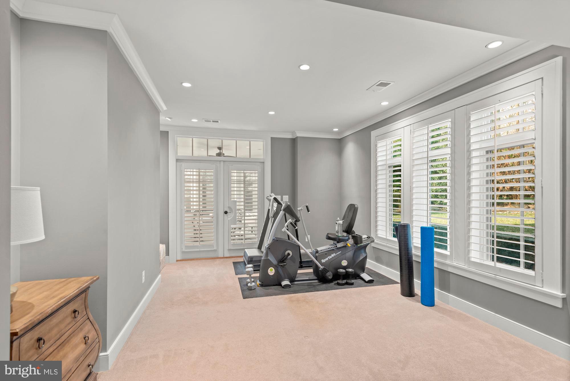 AYR HILL - Residential