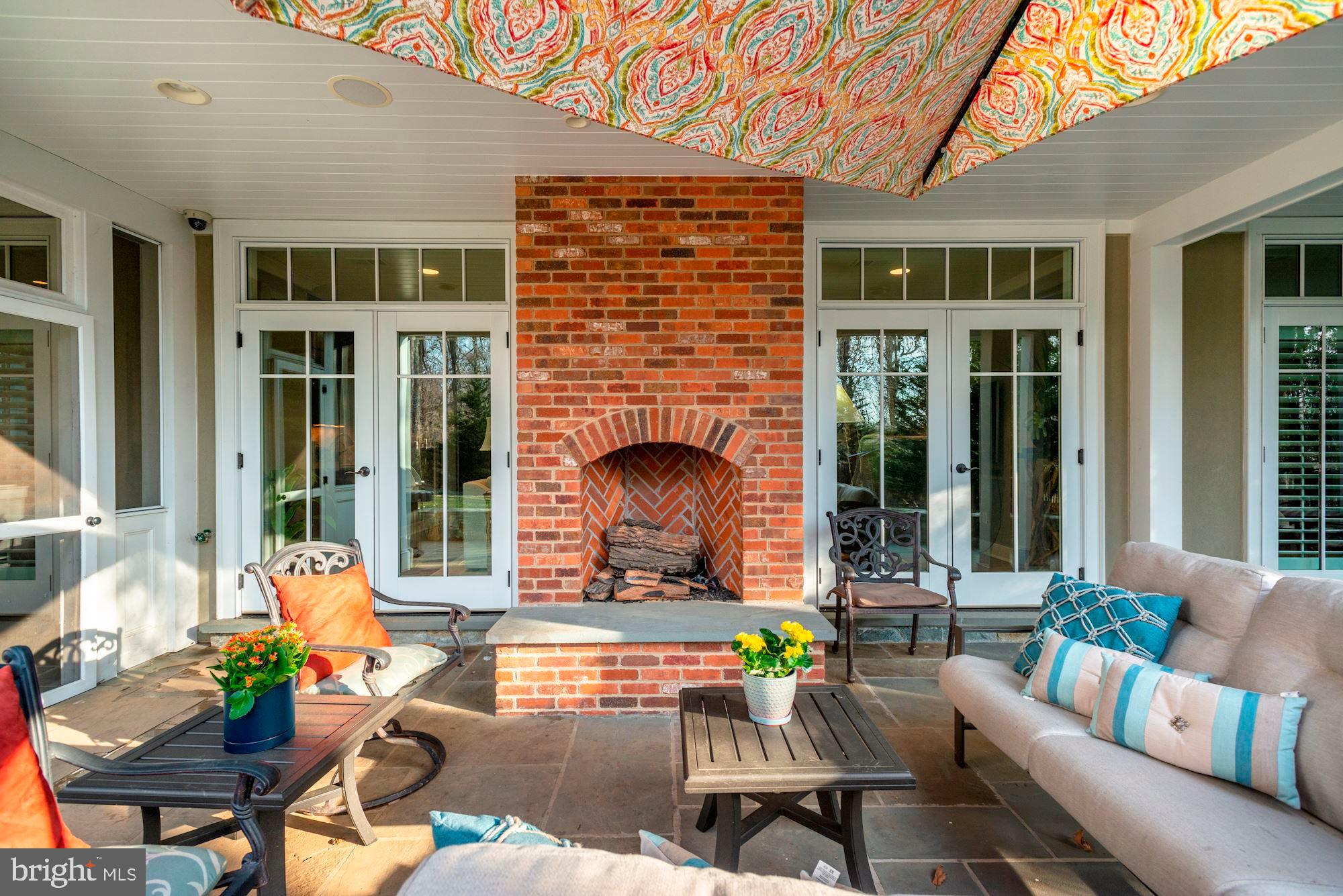 AYR HILL - Residential