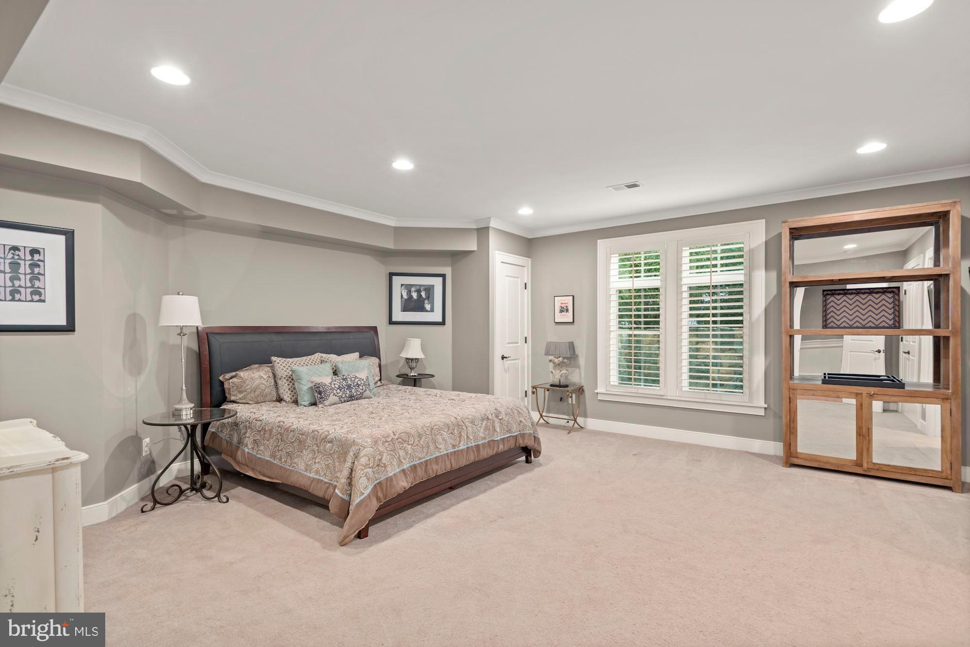 AYR HILL - Residential