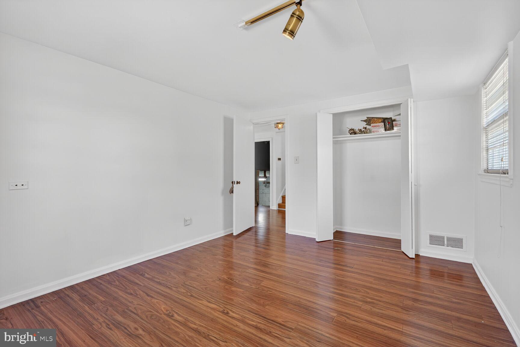 BYEFORDE - Residential