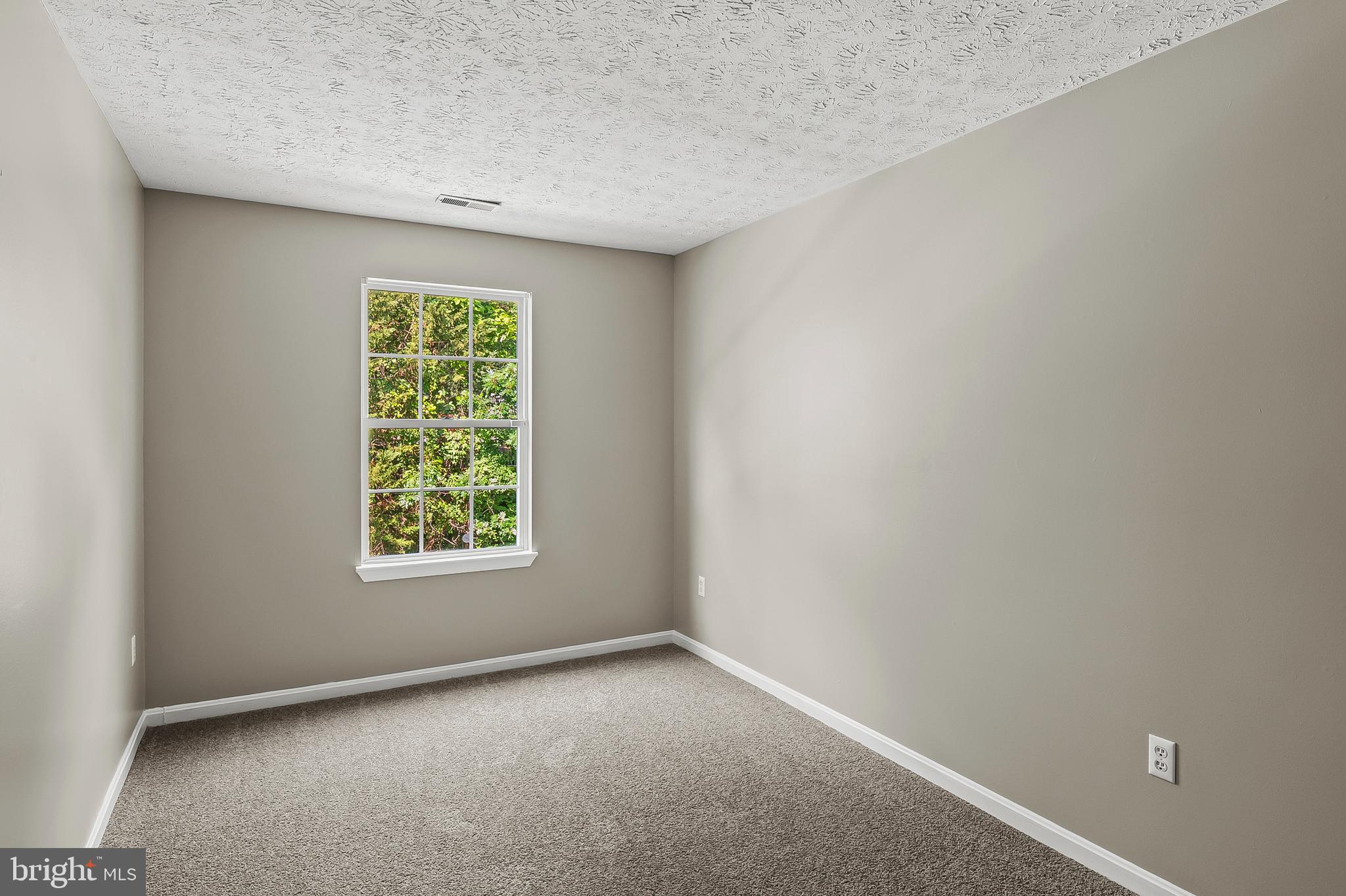 ANNAPOLIS OVERLOOK - Residential Lease