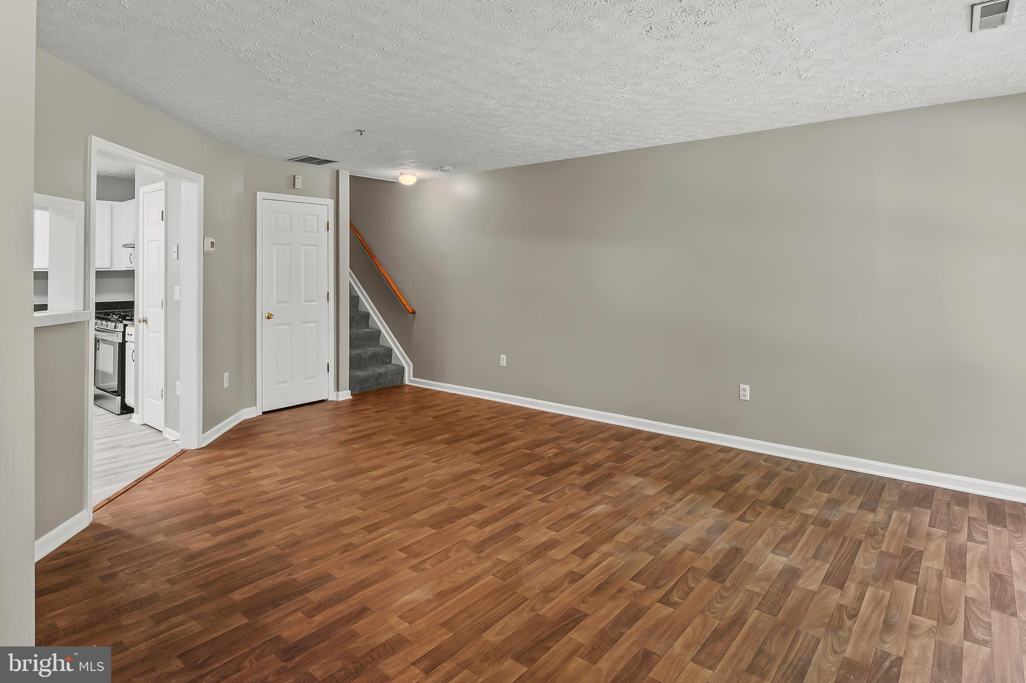 50 AMBERSTONE COURT K